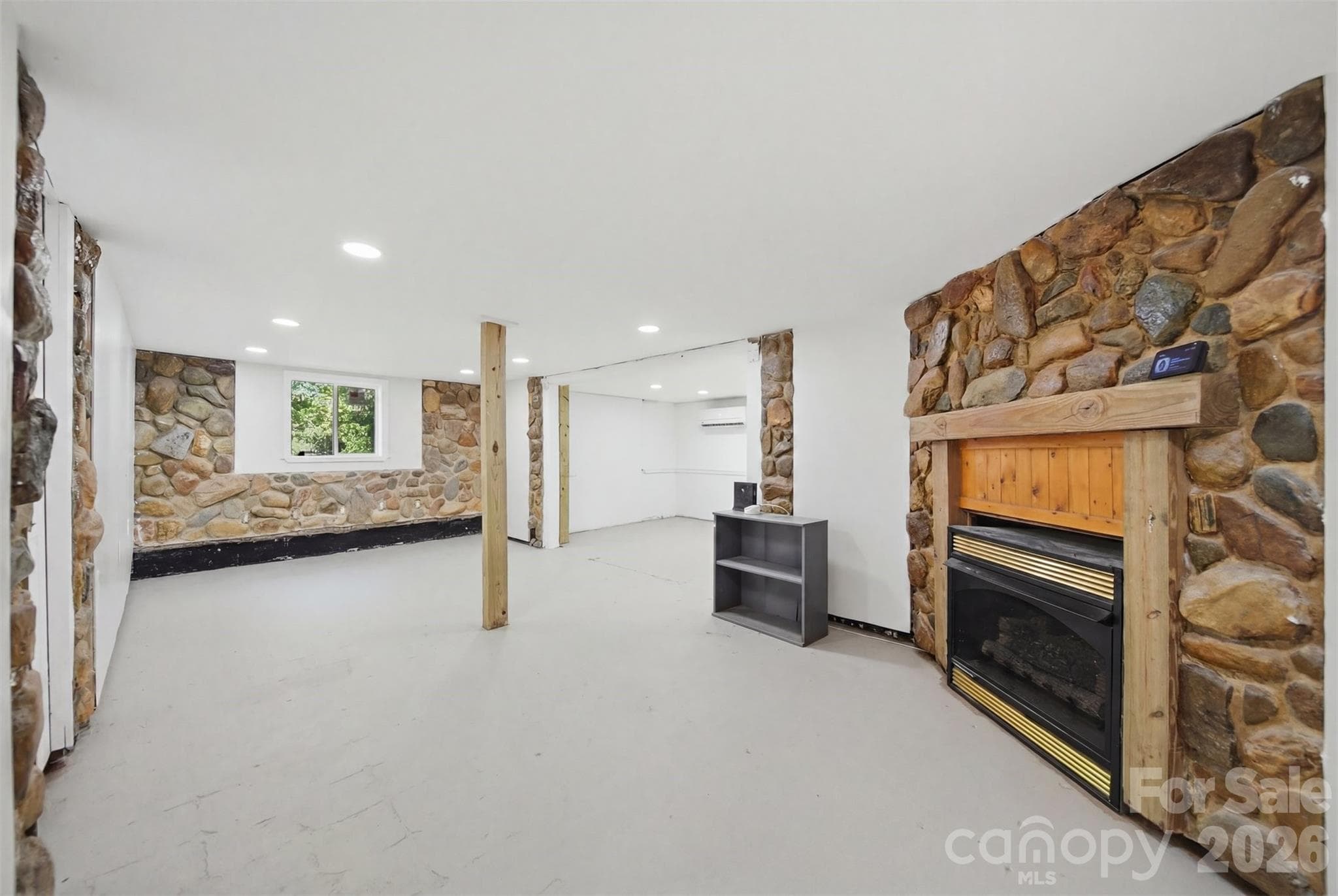 Basement - 1857 Creekside Place, Lenoir