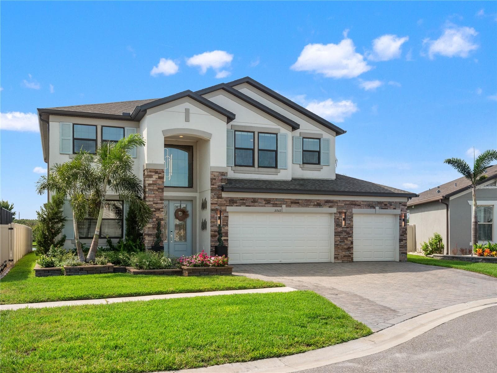 Single Family Residence at 31512 COLADA DRIFT WAY, WESLEY CHAPEL, photo 7 of 92
