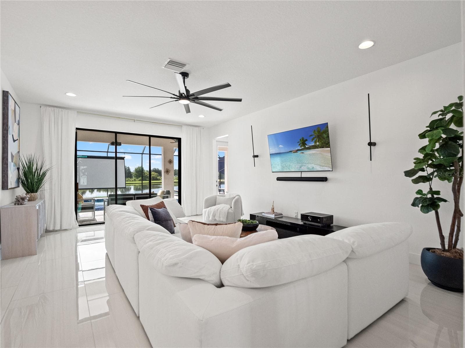 Single Family Residence at 31512 COLADA DRIFT WAY, WESLEY CHAPEL, photo 28 of 92