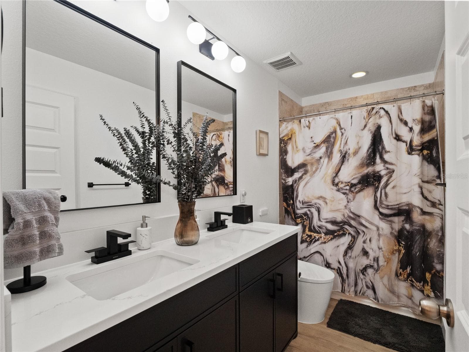 Single Family Residence at 31512 COLADA DRIFT WAY, WESLEY CHAPEL, photo 58 of 92