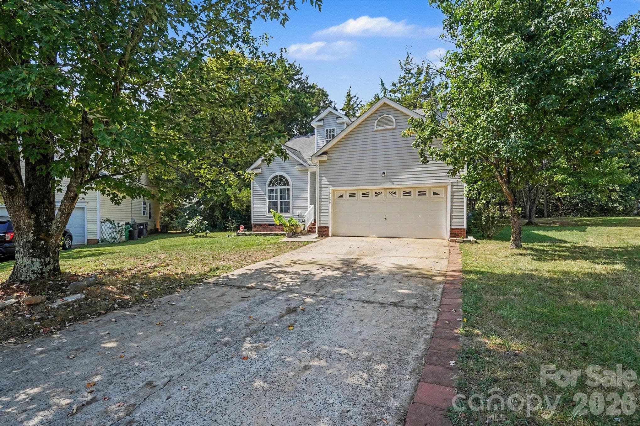 Single Family Residence at 9600 Veronica Drive, Charlotte, photo 9 of 28