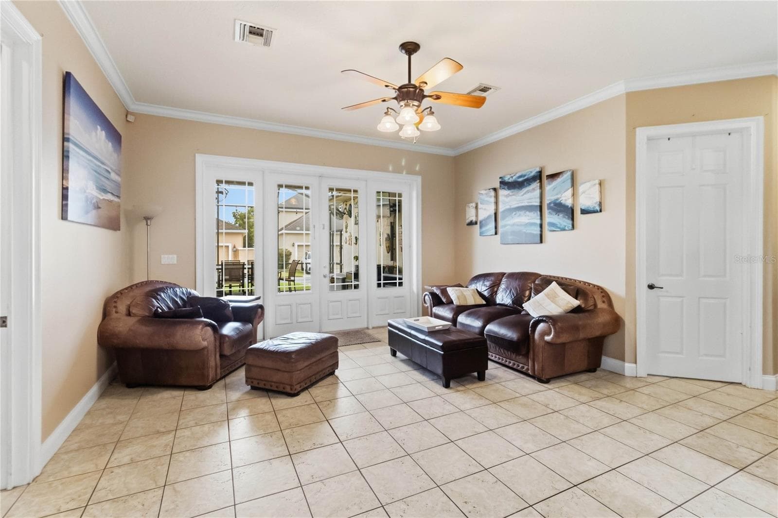 Single Family Residence at 7007 FIVE OAKS DR, HARMONY, photo 12 of 44