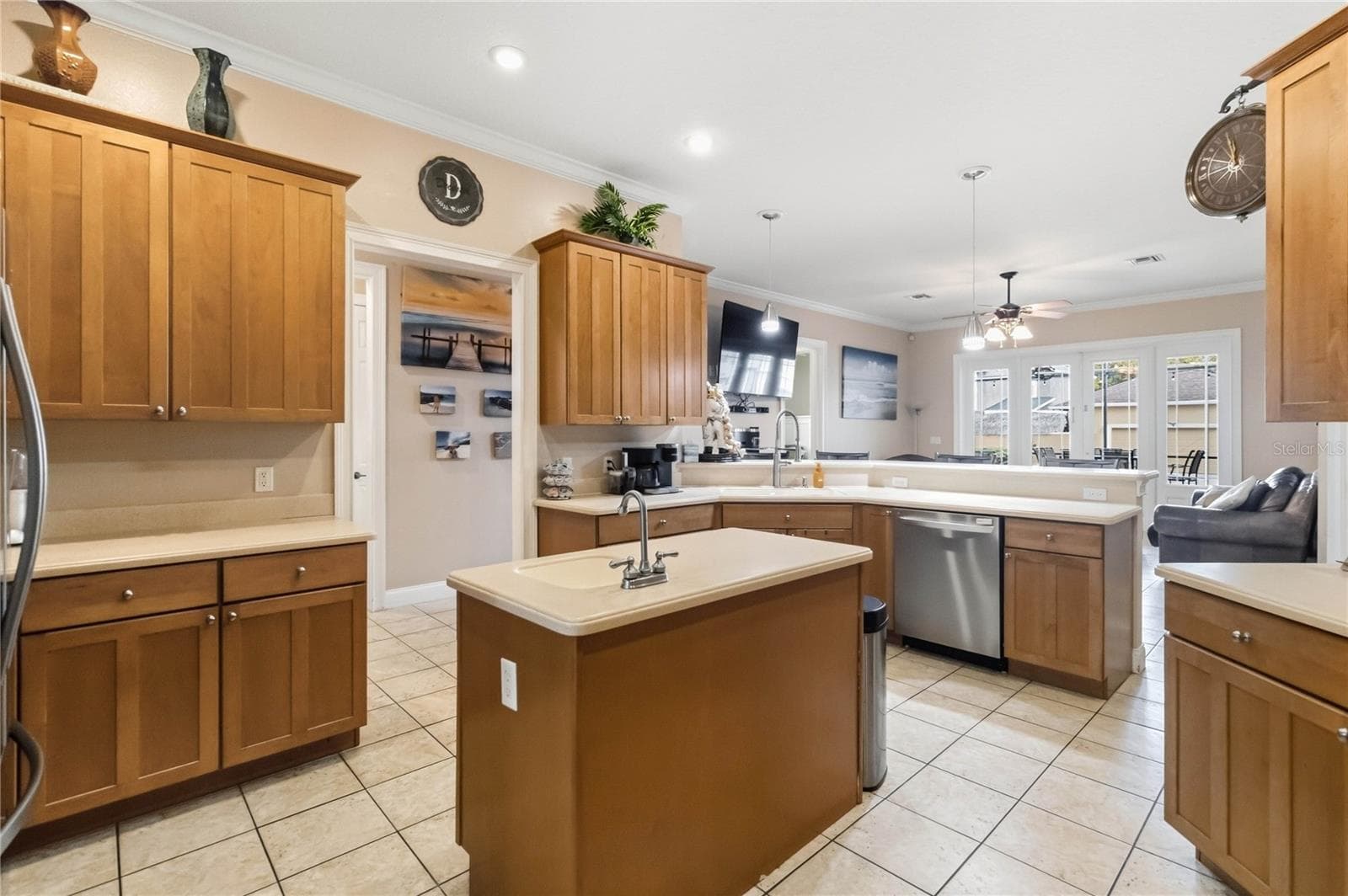 Single Family Residence at 7007 FIVE OAKS DR, HARMONY, photo 19 of 44