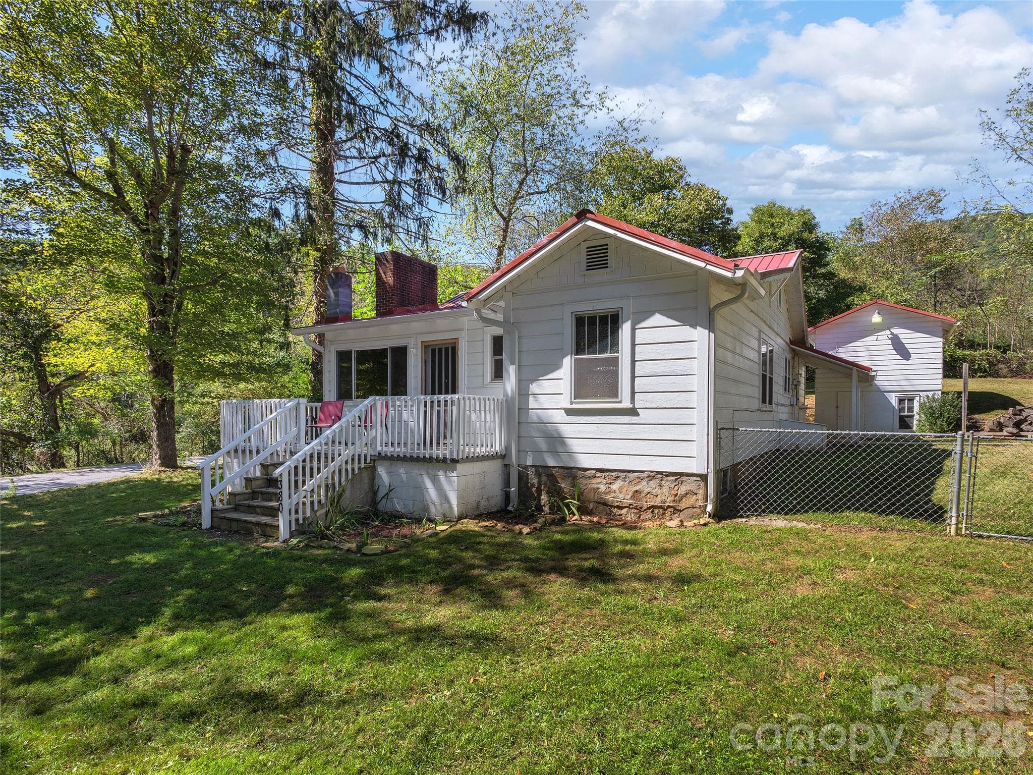 Single Family Residence at 380 S Morgan Branch Road, Candler, photo 3 of 20