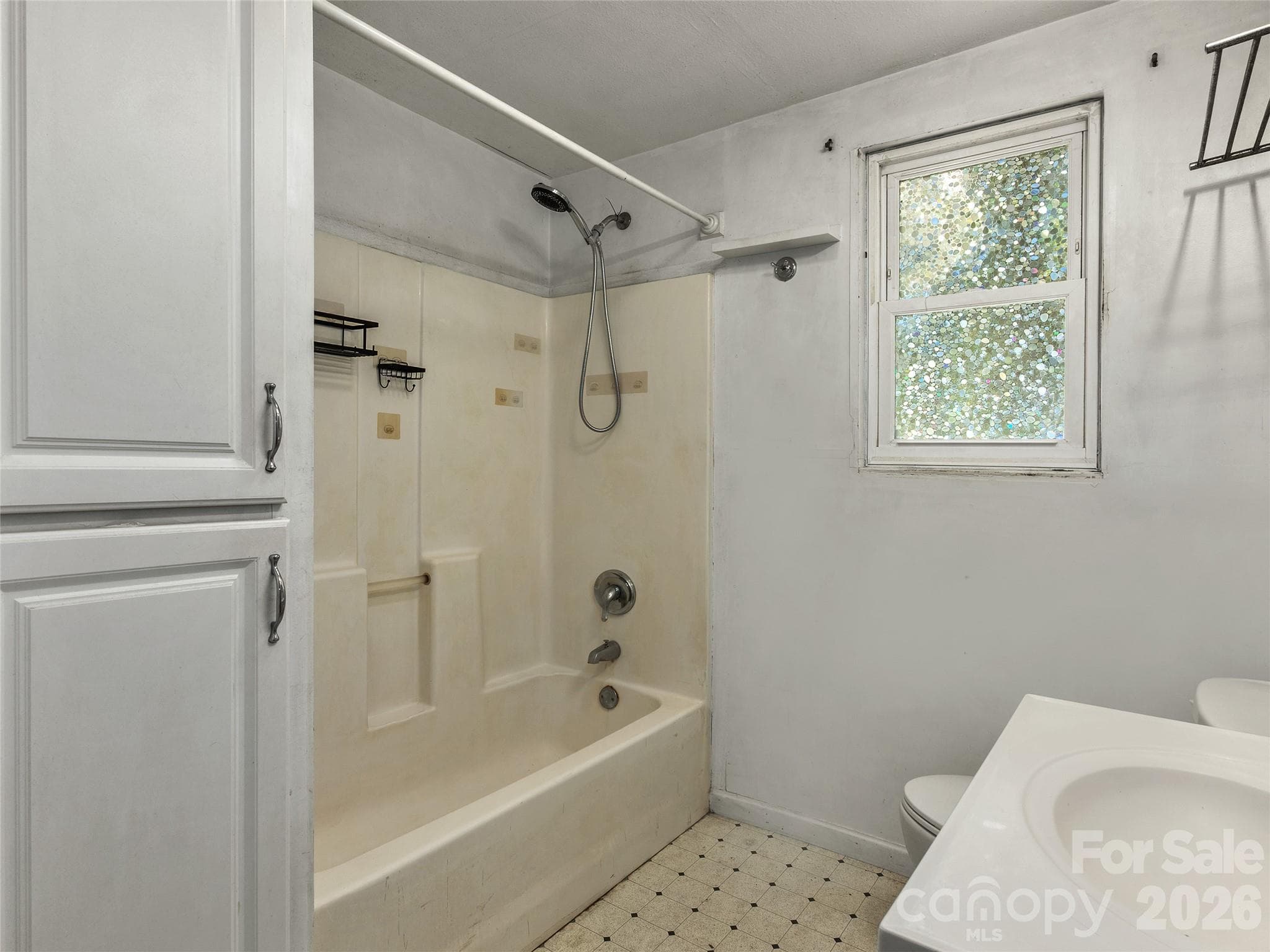 Single Family Residence at 380 S Morgan Branch Road, Candler, photo 12 of 20