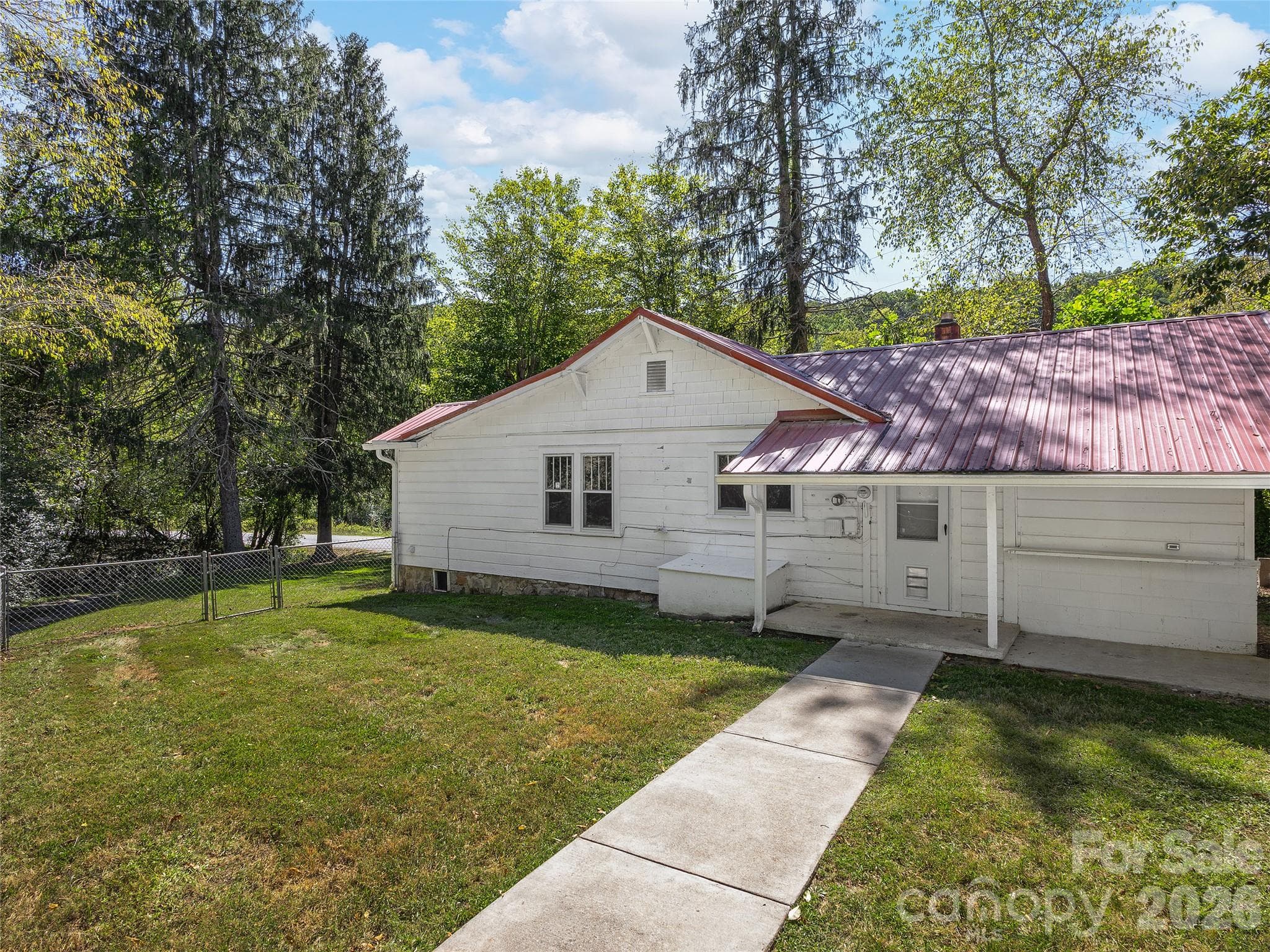Single Family Residence at 380 S Morgan Branch Road, Candler, photo 17 of 20