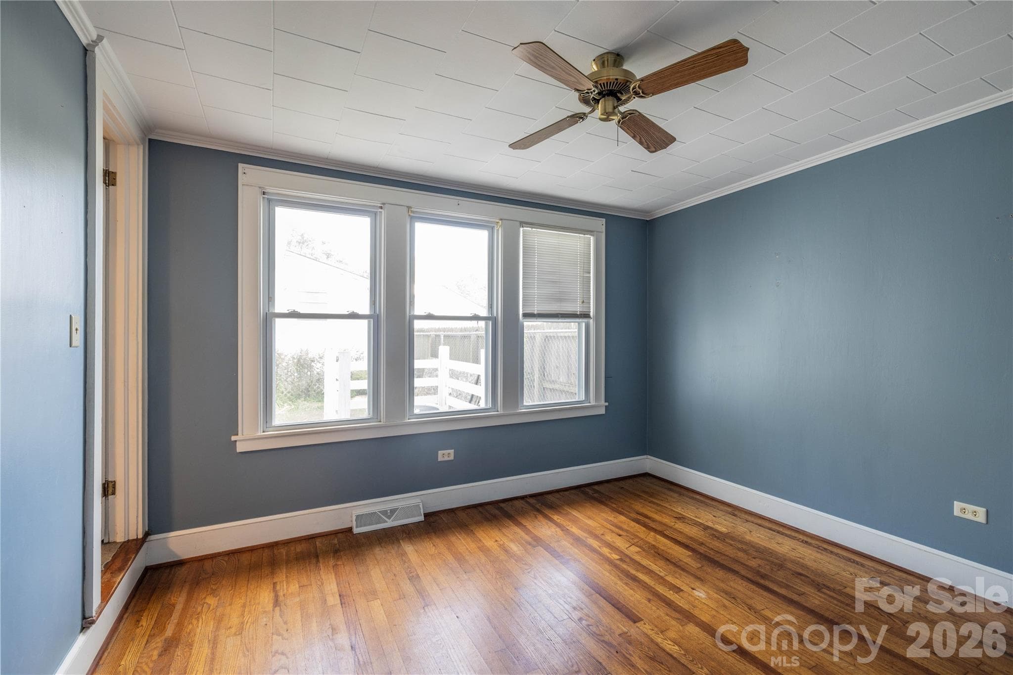 BED ROOM ON MAIN FLOOR - 31 Maple Street, Badin