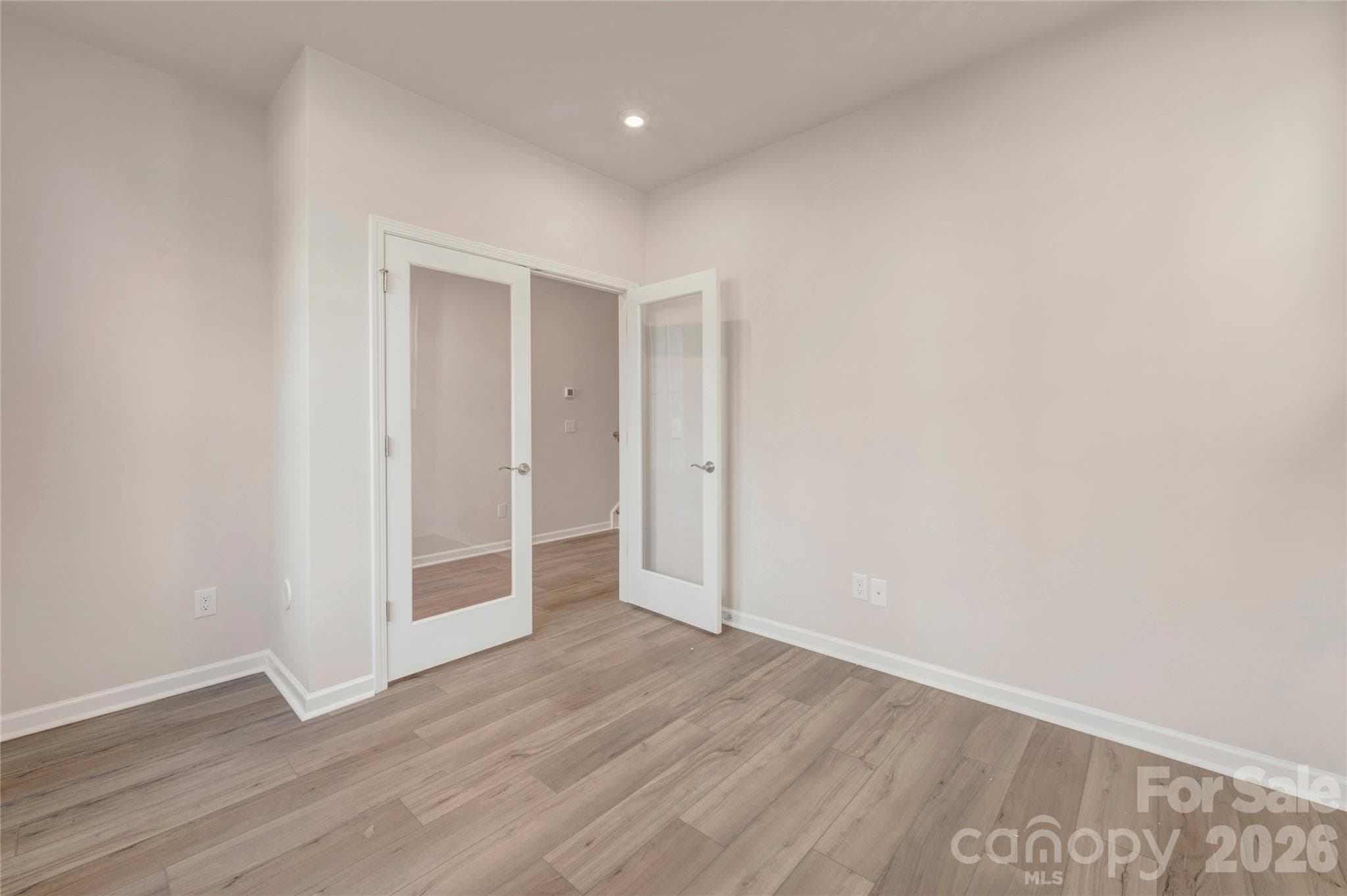 First floor flex Space with double French doors - Charlotte