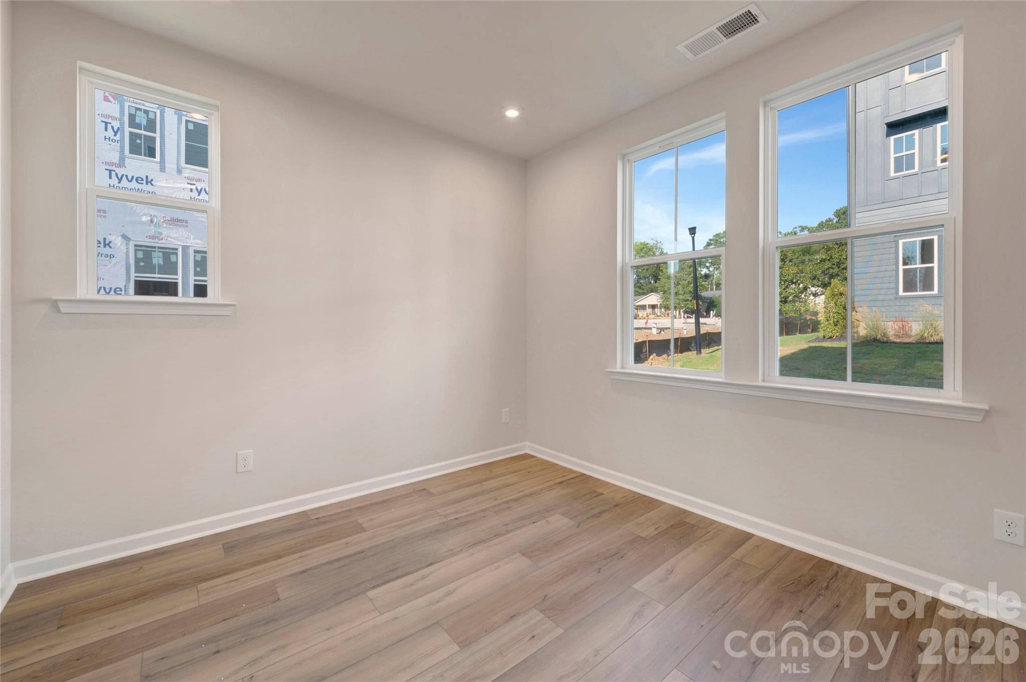 First floor flex space with ample natural light - Charlotte