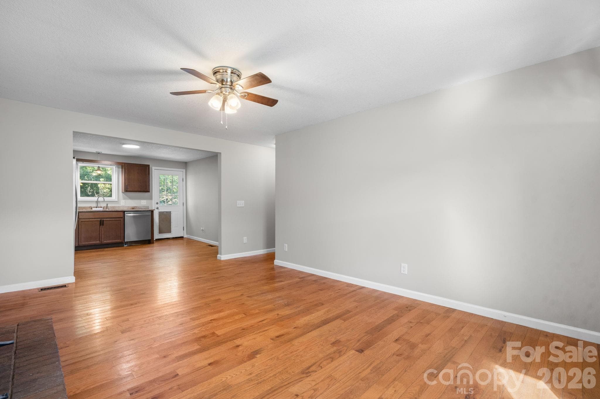 Single Family Residence at 934 Fairview Drive SW, Lenoir, photo 5 of 23