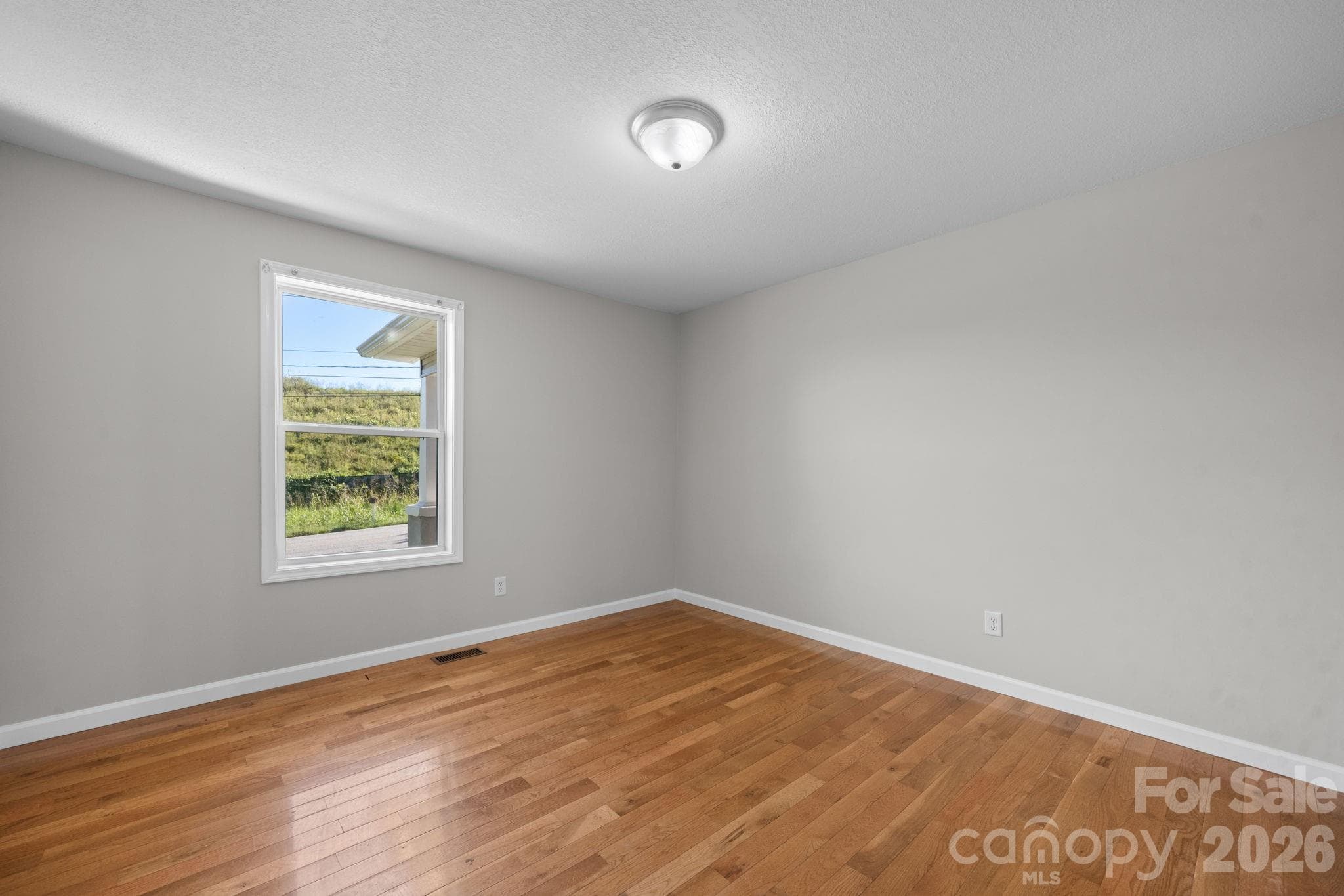 Single Family Residence at 934 Fairview Drive SW, Lenoir, photo 14 of 23