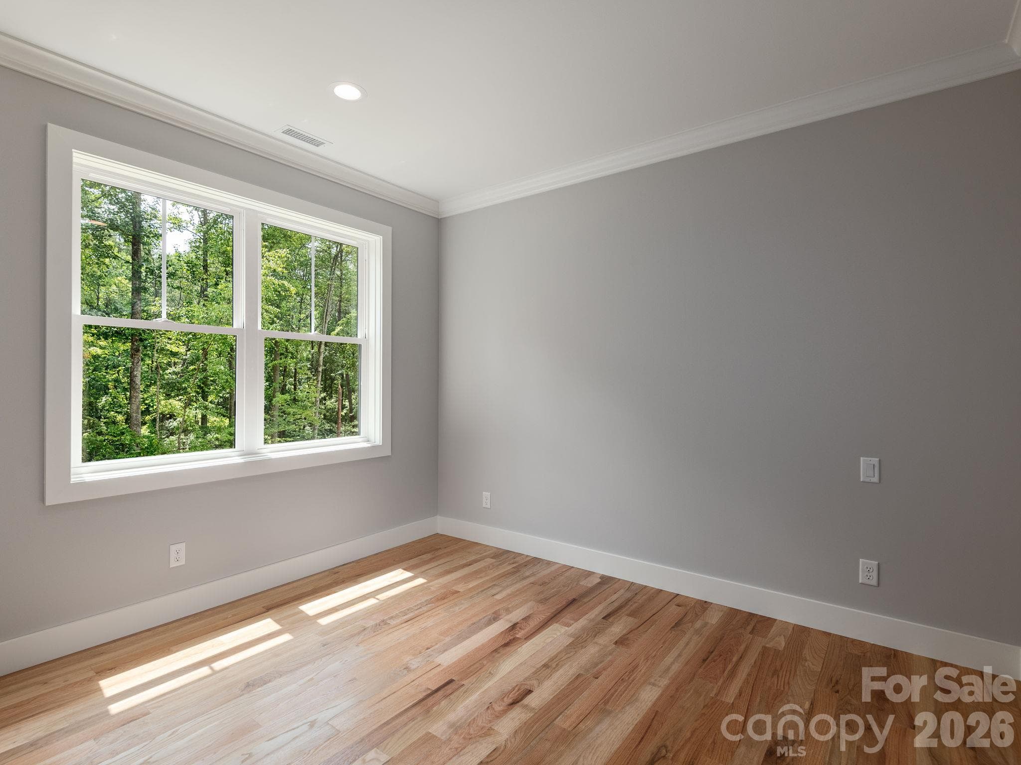 Single Family Residence at 20 Nature Walk Lane, Hendersonville, photo 37 of 48