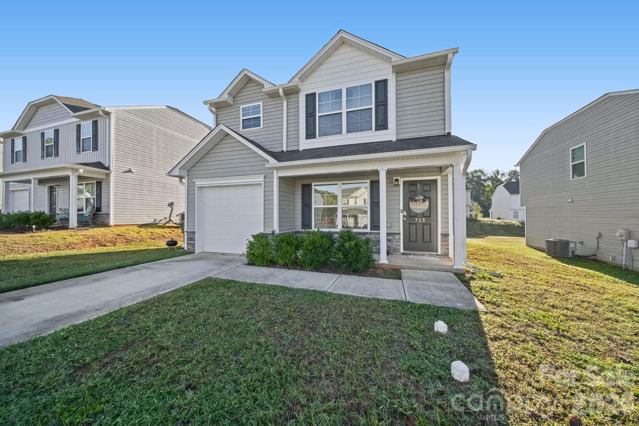 Single Family Residence at 723 Quail Lane, Lexington, photo 3 of 14