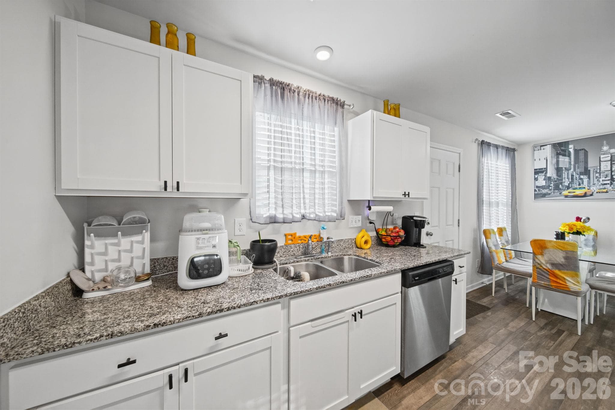 Single Family Residence at 723 Quail Lane, Lexington, photo 10 of 14