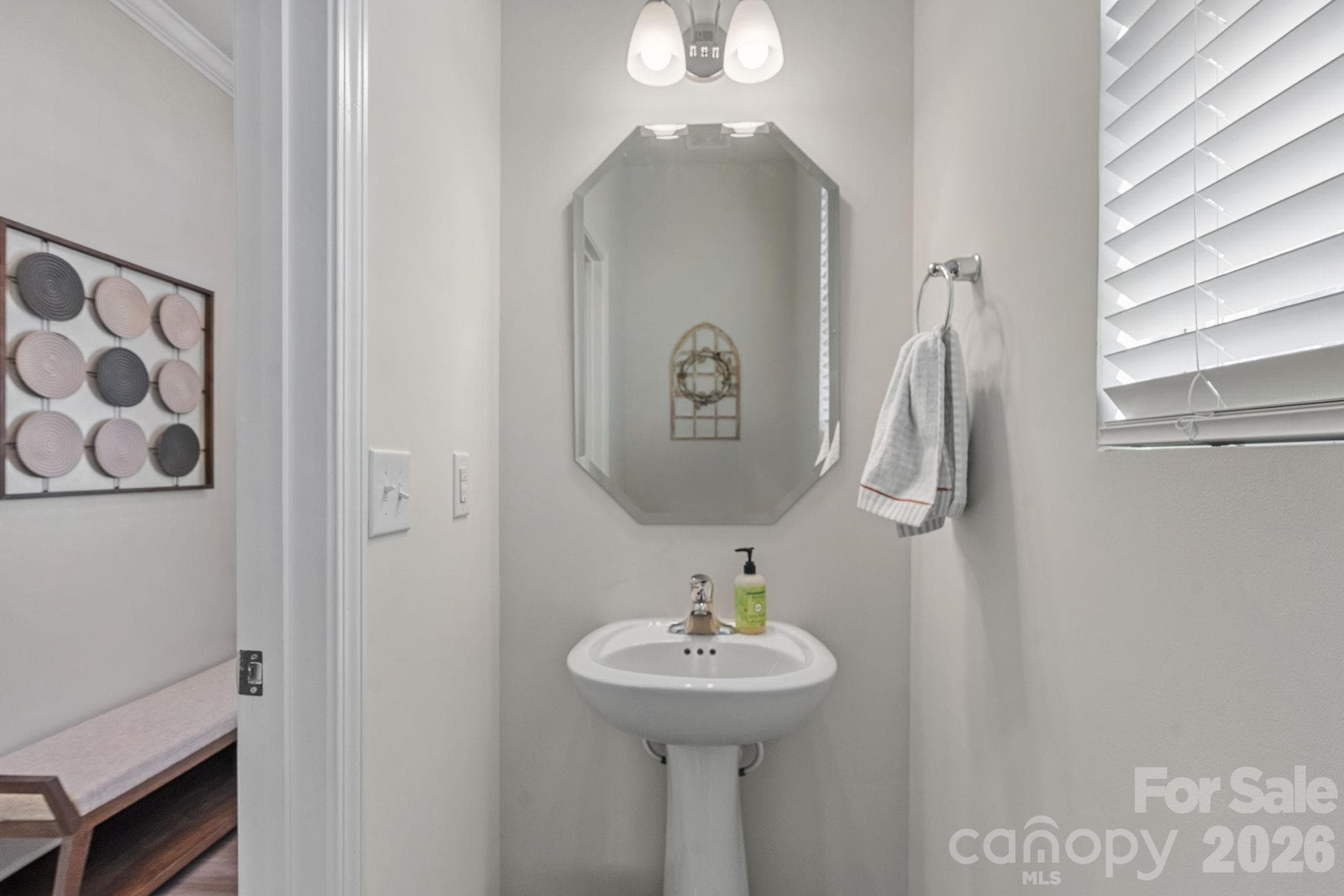 Townhouse at 18048 Pear Hawthorne Drive, Huntersville, photo 12 of 30