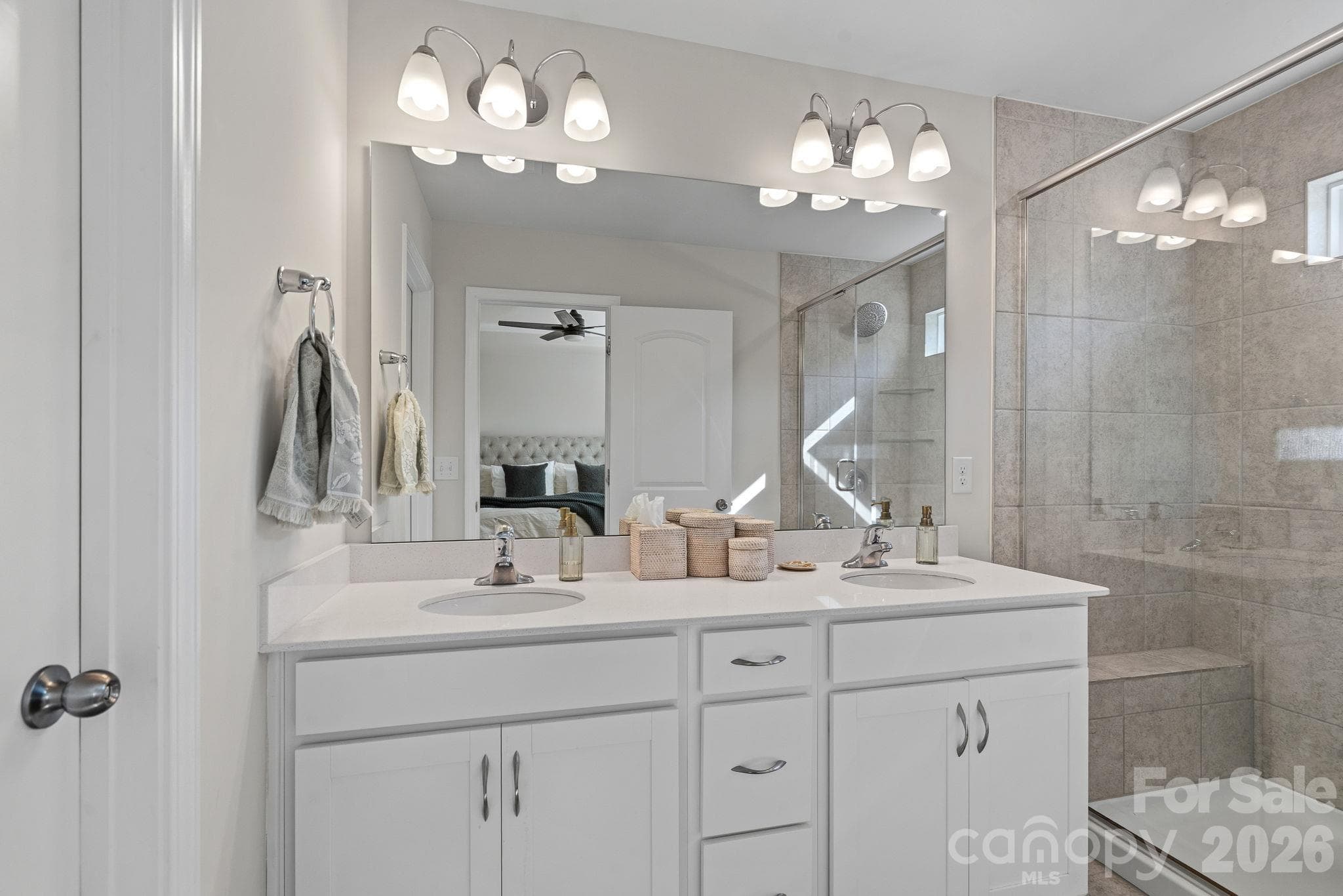 Townhouse at 18048 Pear Hawthorne Drive, Huntersville, photo 14 of 30