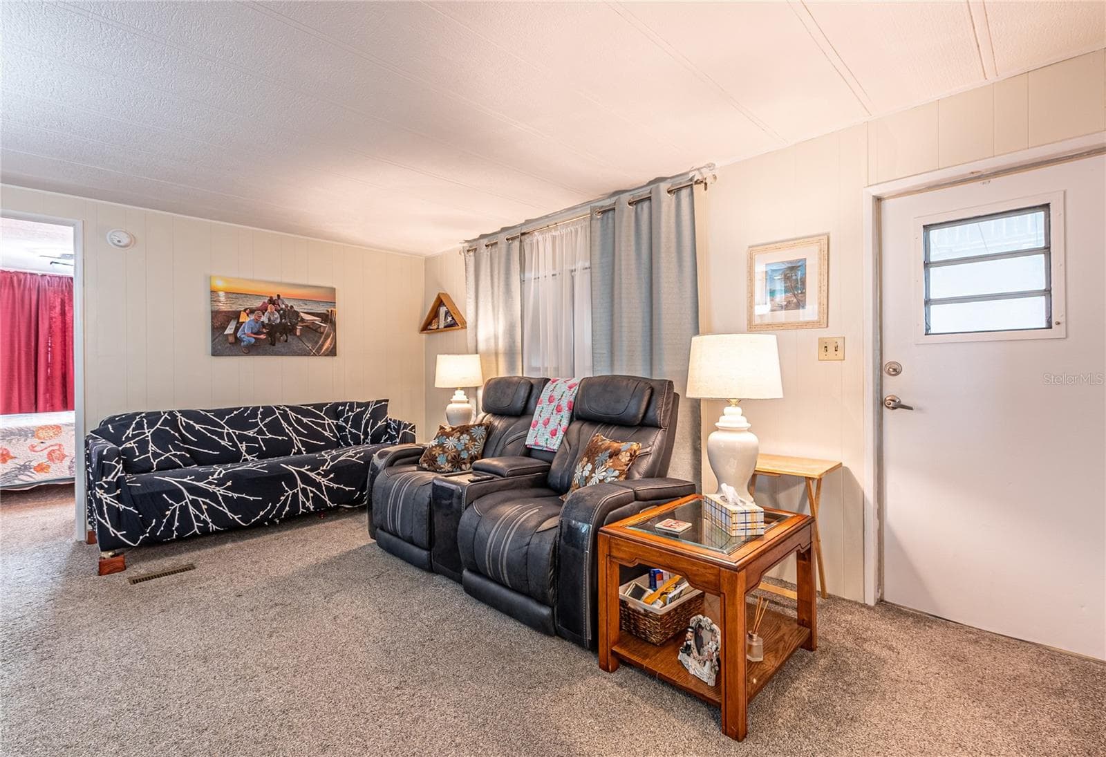 Manufactured Home at 5402 MOHAWK ST, ZEPHYRHILLS, photo 5 of 41
