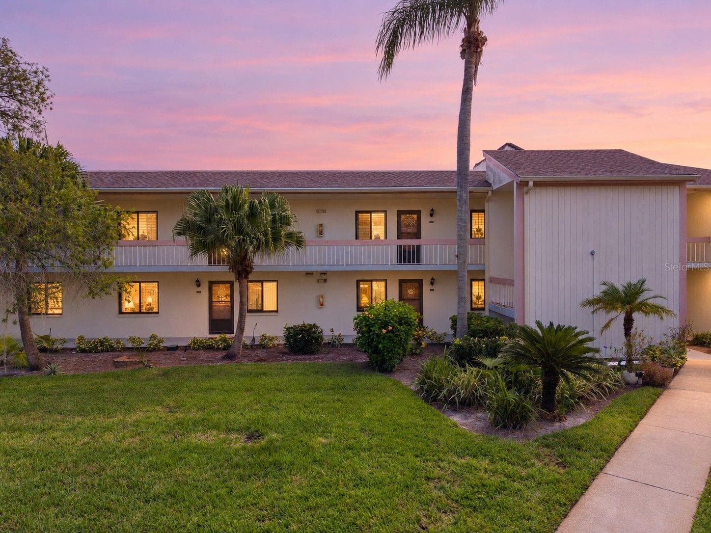 151 LAKEVIEW WAY #151
