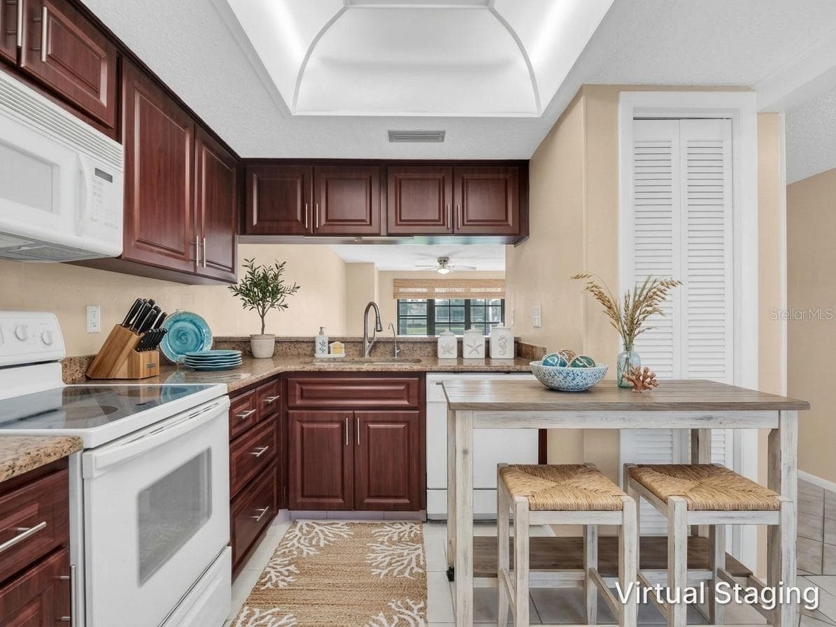 Condominium at 151 LAKEVIEW WAY #151, OLDSMAR, photo 4 of 45