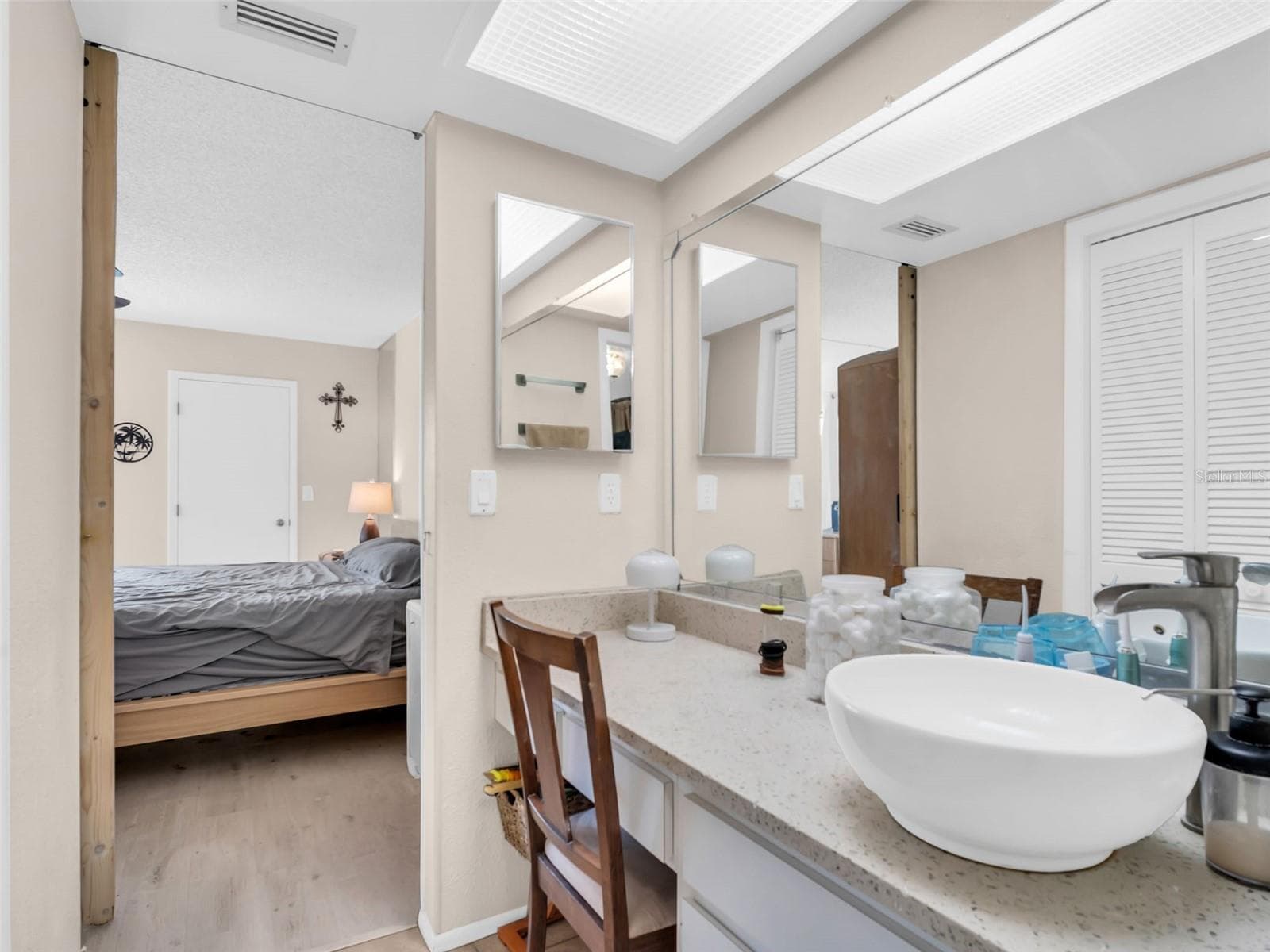 Condominium at 151 LAKEVIEW WAY #151, OLDSMAR, photo 19 of 45