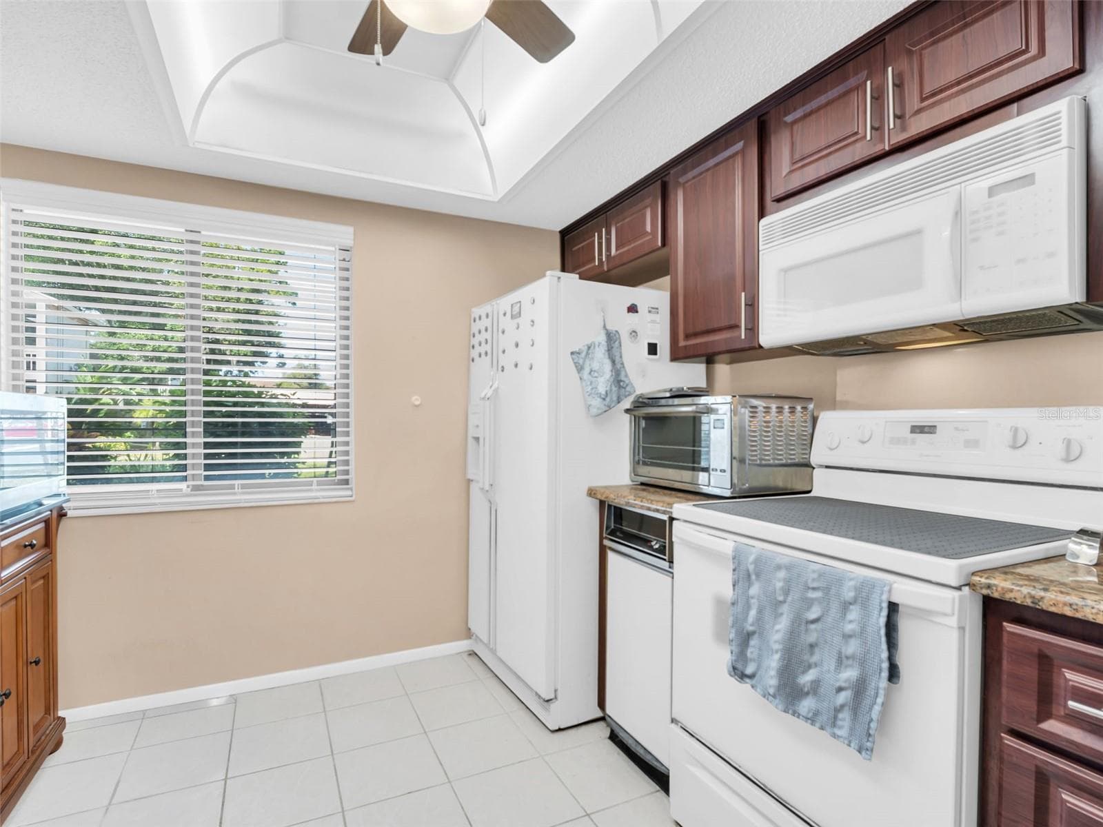 Condominium at 151 LAKEVIEW WAY #151, OLDSMAR, photo 32 of 45