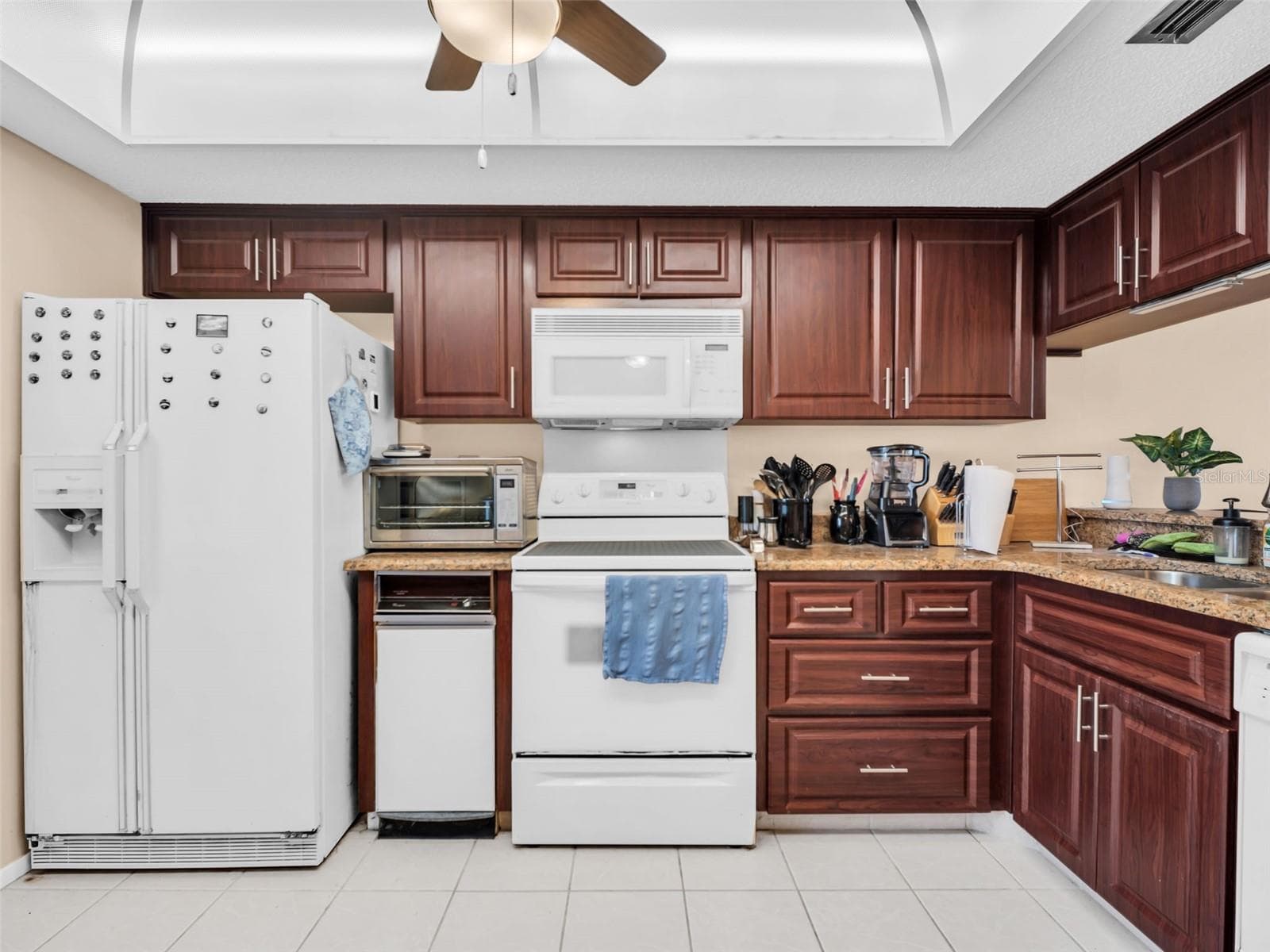 Condominium at 151 LAKEVIEW WAY #151, OLDSMAR, photo 33 of 45