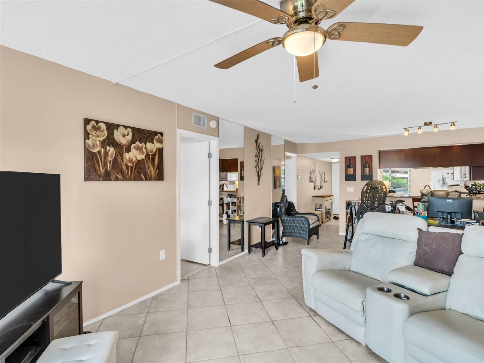 Condominium at 151 LAKEVIEW WAY #151, OLDSMAR, photo 35 of 45