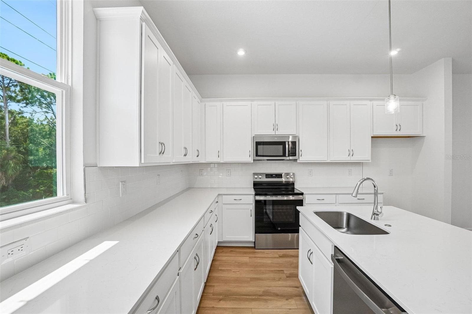 Townhouse at 12729 AVALON LAKE DR, ORLANDO, photo 10 of 15