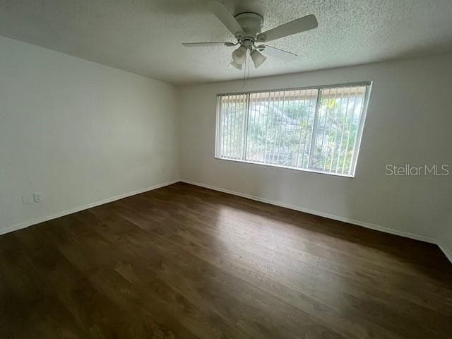 Condominium at 7511 PRESLEY PL #102, TAMPA, photo 9 of 13