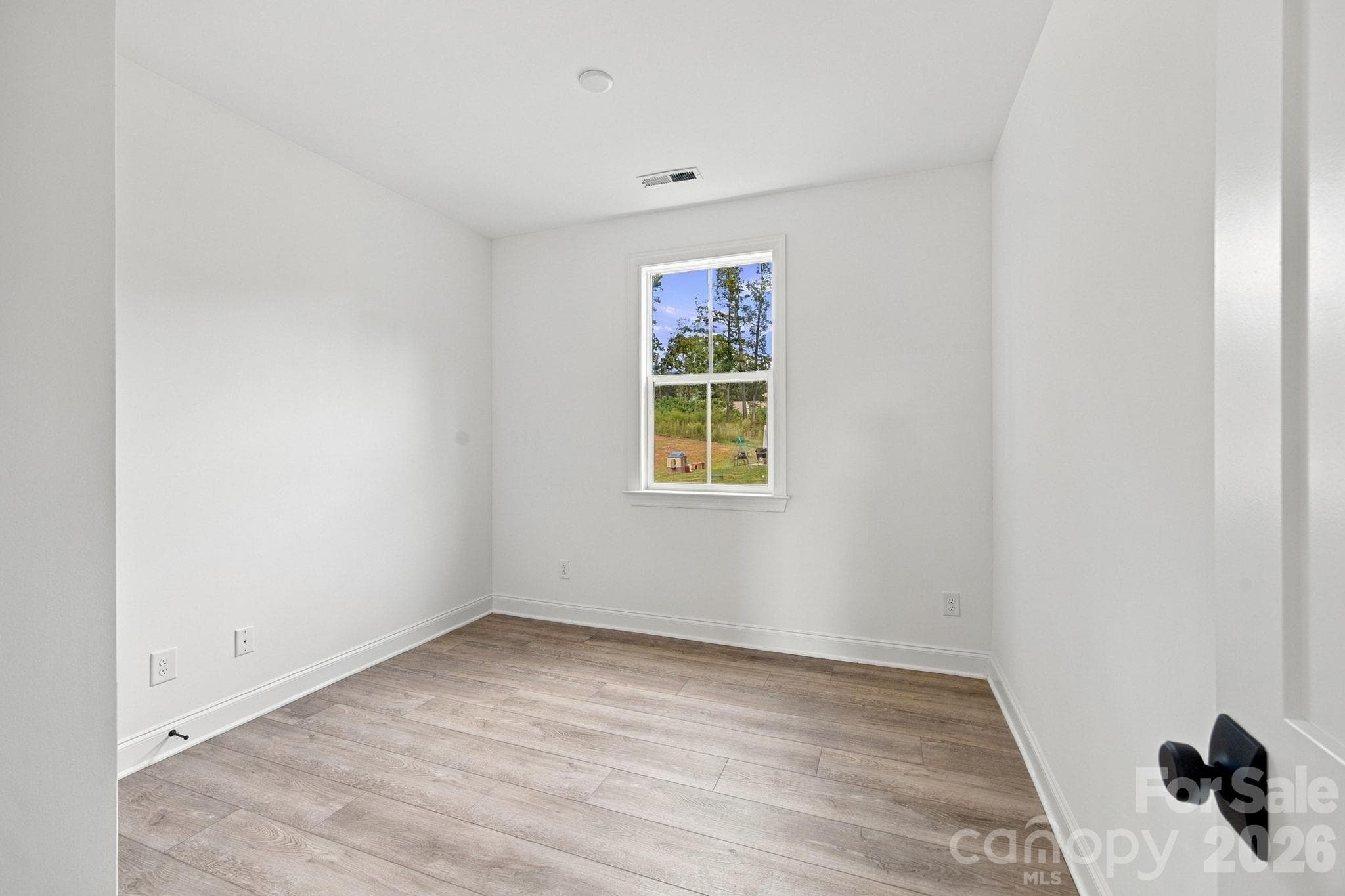Single Family Residence at 3198 Timber Run Lane, Maiden, photo 26 of 45