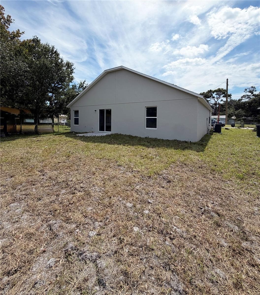 Single Family Residence at 3877 AVENUE O NW, WINTER HAVEN, photo 3 of 4