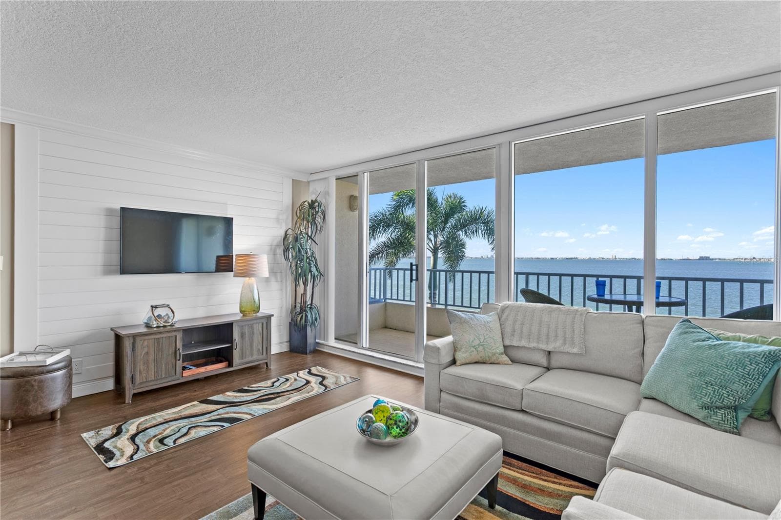 Condominium at 5279 ISLA KEY BLVD S #211, ST PETERSBURG, photo 8 of 36