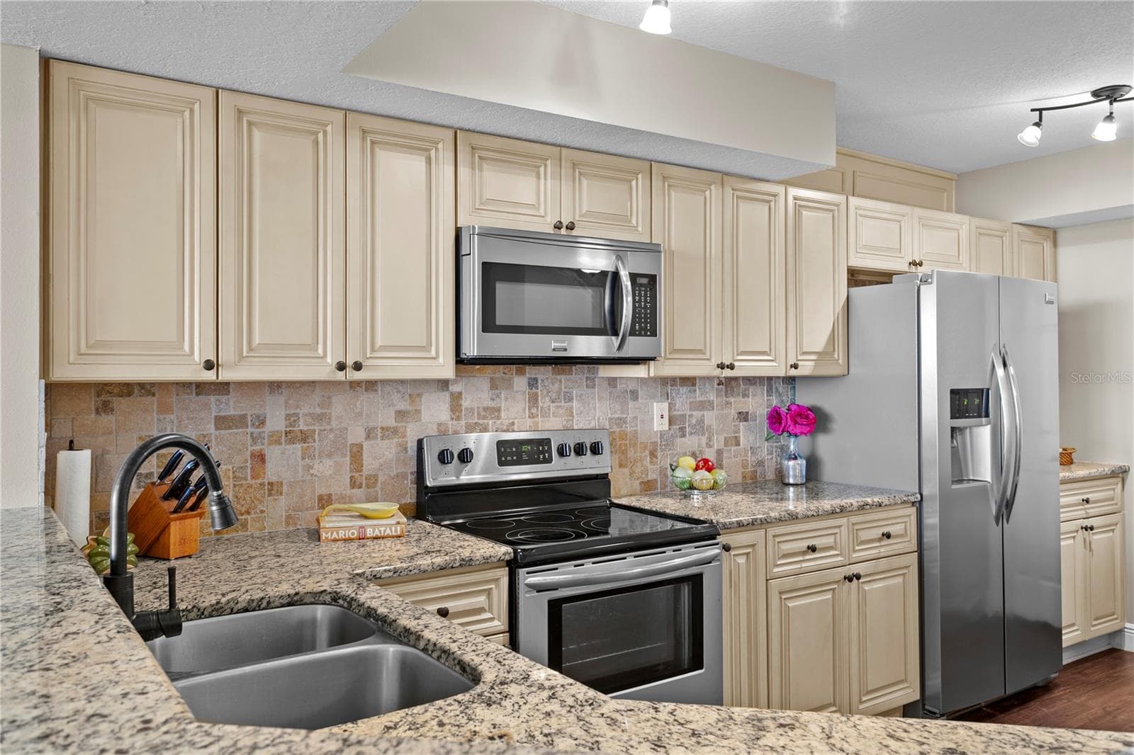 Condominium at 5279 ISLA KEY BLVD S #211, ST PETERSBURG, photo 17 of 36