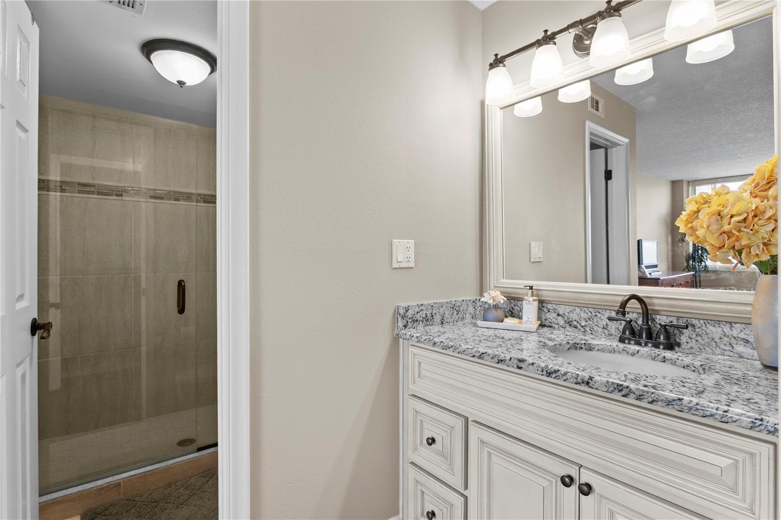 Condominium at 5279 ISLA KEY BLVD S #211, ST PETERSBURG, photo 22 of 36