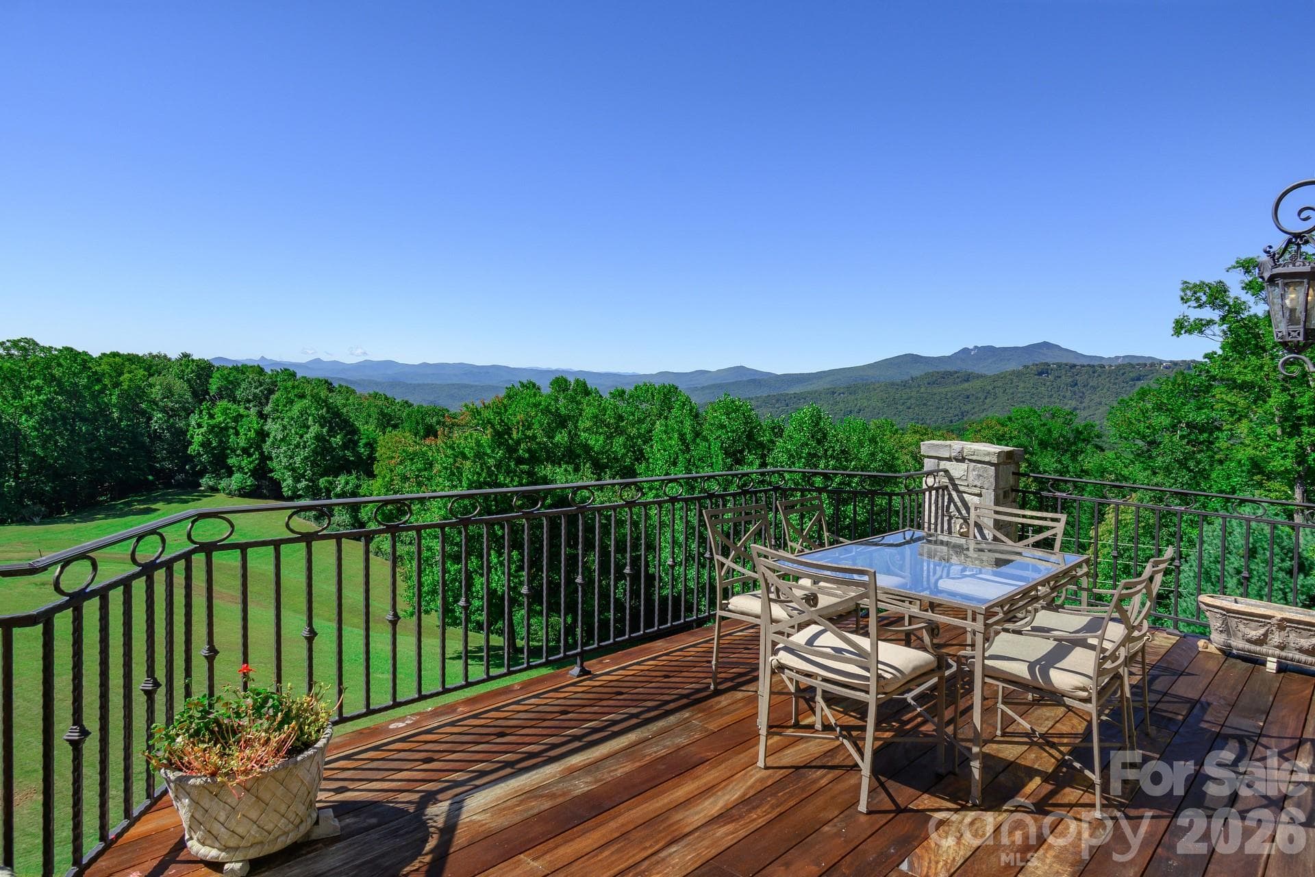 Single Family Residence at 733 Dogwood Lane, Blowing Rock, photo 15 of 48