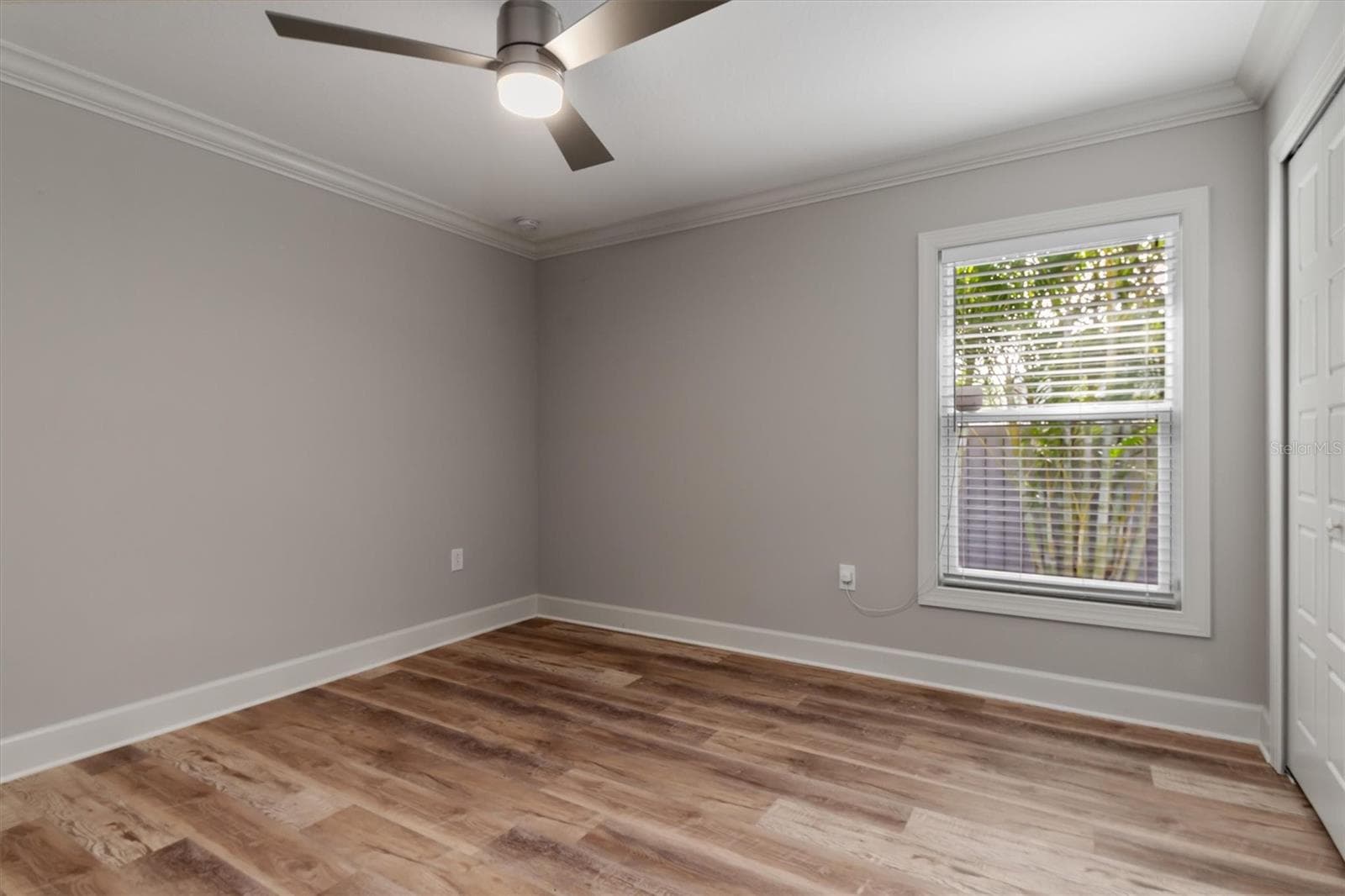 neutral colors - 2420 SHEILA LN, NORTH PORT