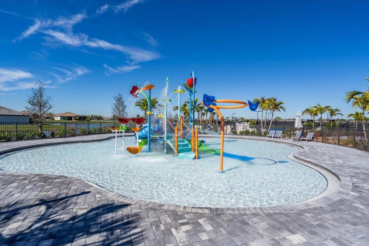 Single Family Residence at 15214 SERENE SHORES LOOP, LAKEWOOD RANCH, photo 66 of 76