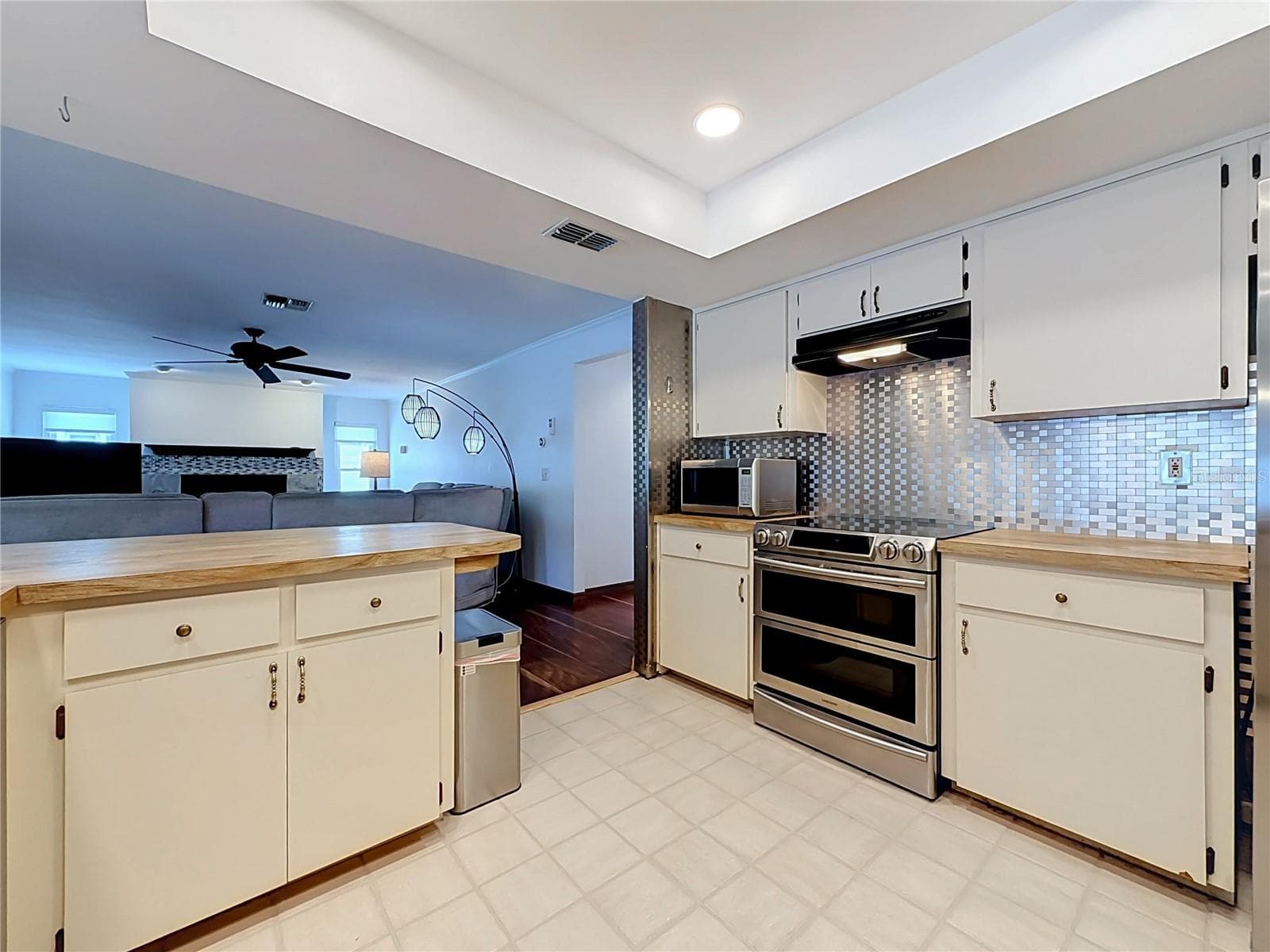 Kitchen - 3314 ENTERPRISE RD E, SAFETY HARBOR