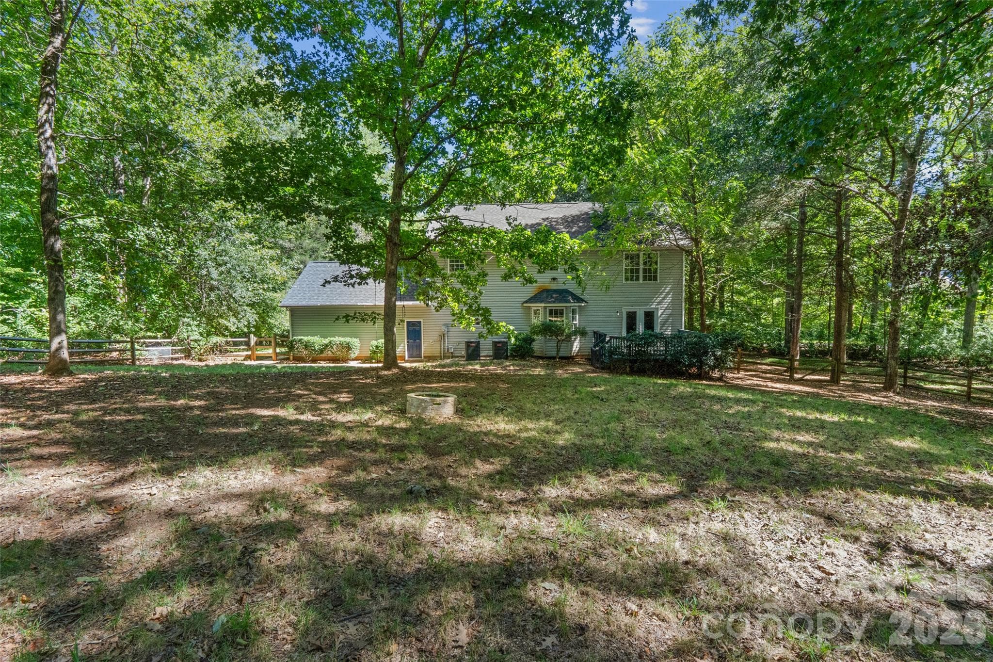 Single Family Residence at 8327 Loma Linda Loop, Waxhaw, photo 38 of 40