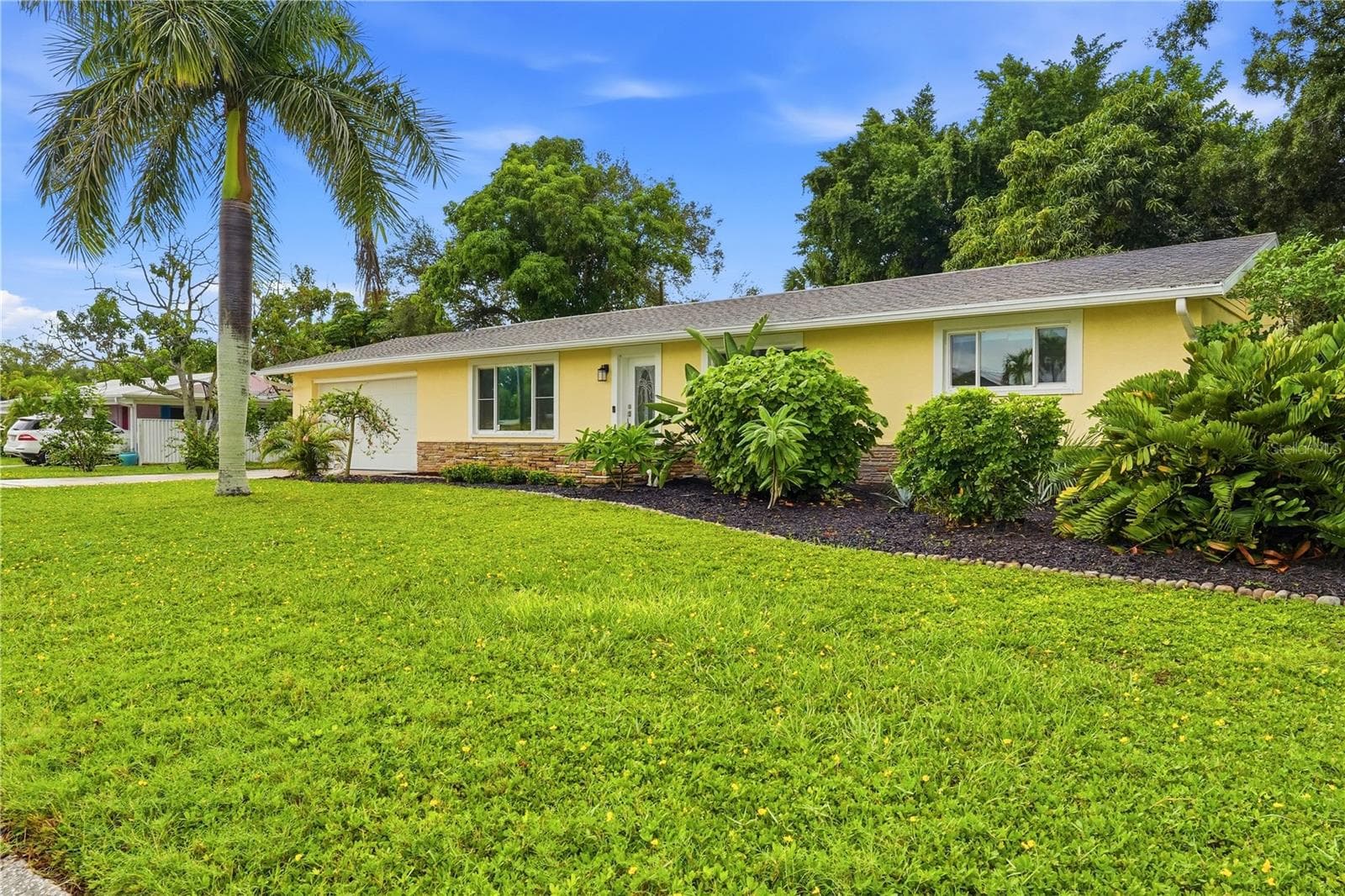 Single Family Residence at 2720 GOLDENROD ST, SARASOTA, photo 14 of 86