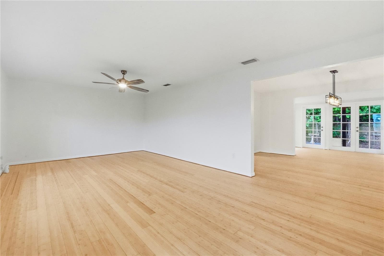 Single Family Residence at 2720 GOLDENROD ST, SARASOTA, photo 26 of 86