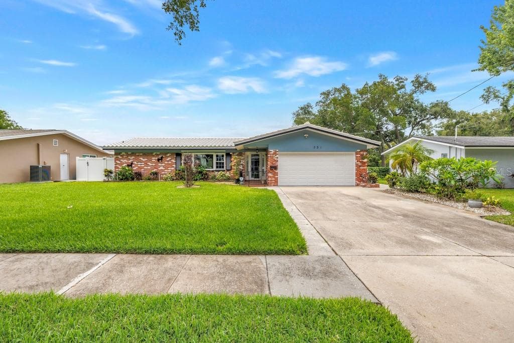 Single Family Residence at 731 OBERLIN DR, CLEARWATER, photo 5 of 31