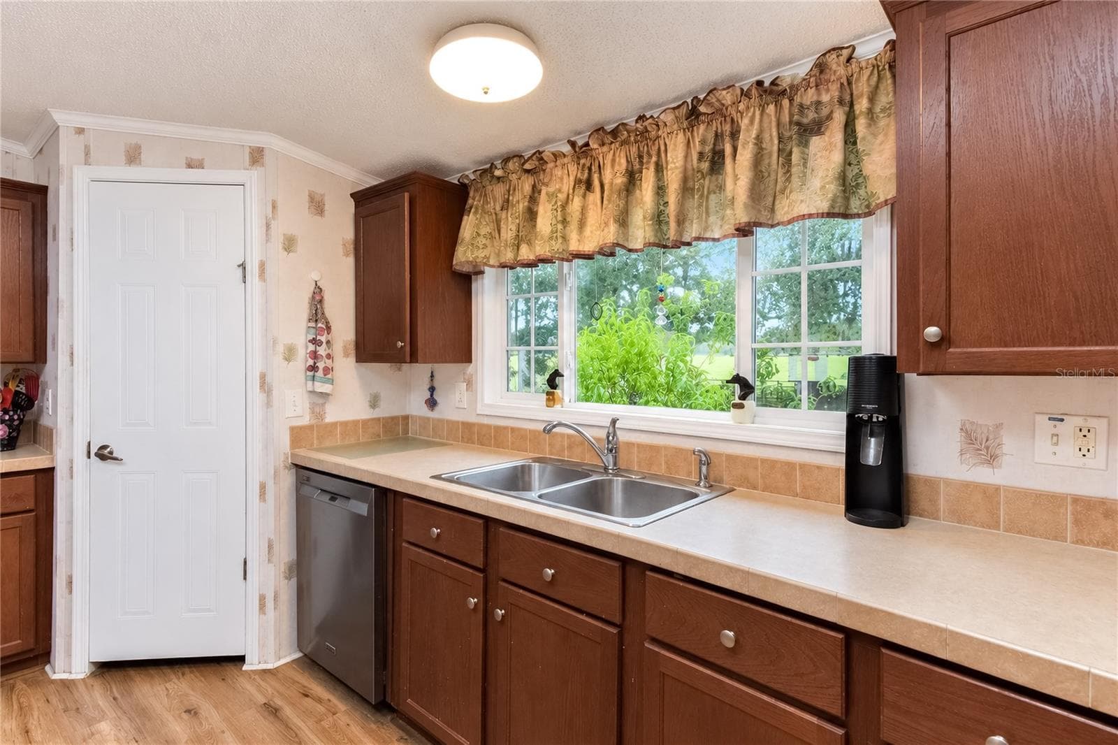Manufactured Home at 7590 NW 75TH ST, CHIEFLAND, photo 22 of 73