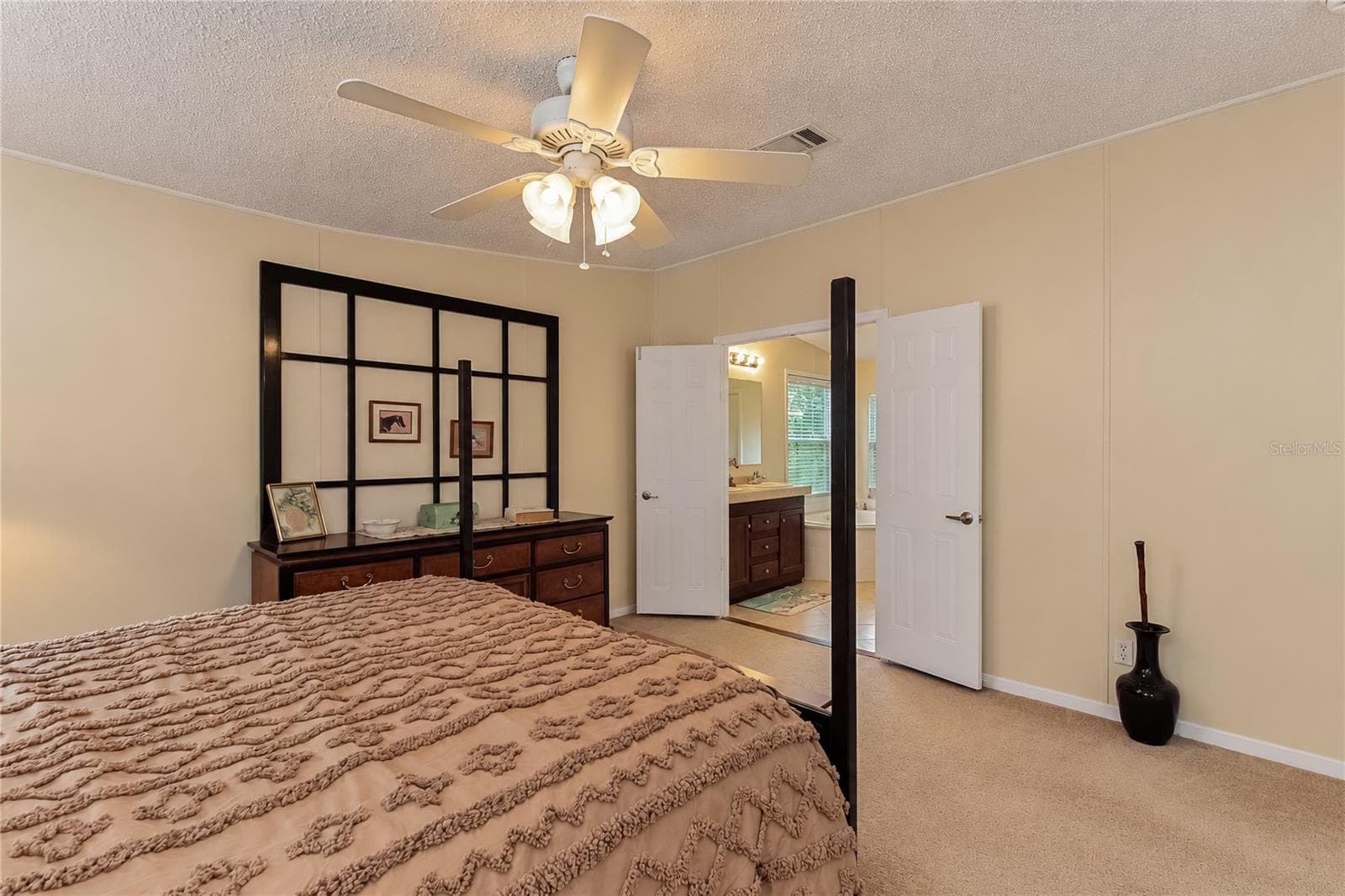 Manufactured Home at 7590 NW 75TH ST, CHIEFLAND, photo 27 of 73