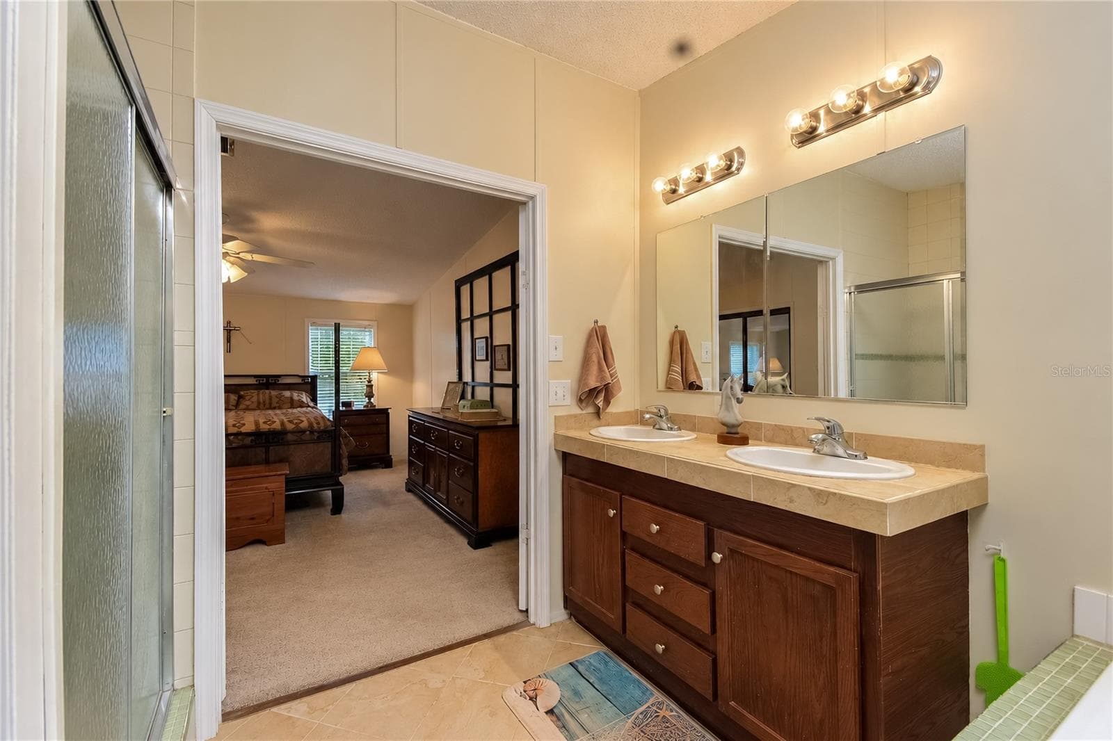 Manufactured Home at 7590 NW 75TH ST, CHIEFLAND, photo 31 of 73