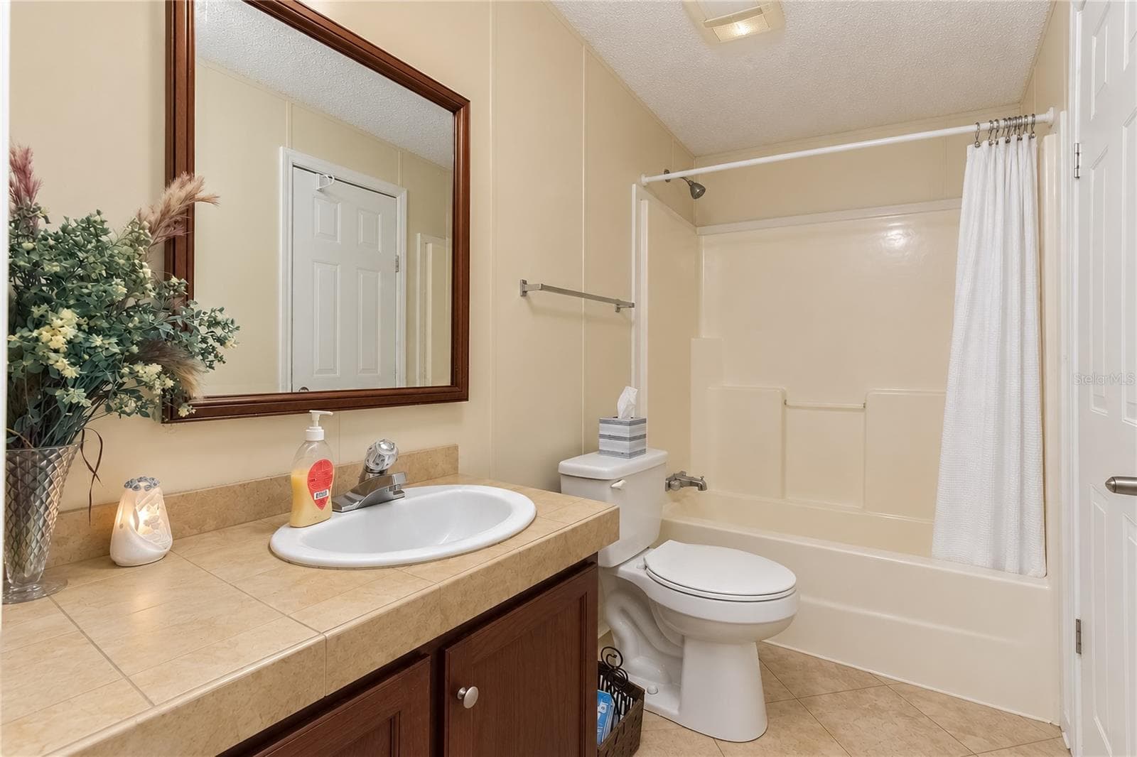 Manufactured Home at 7590 NW 75TH ST, CHIEFLAND, photo 39 of 73