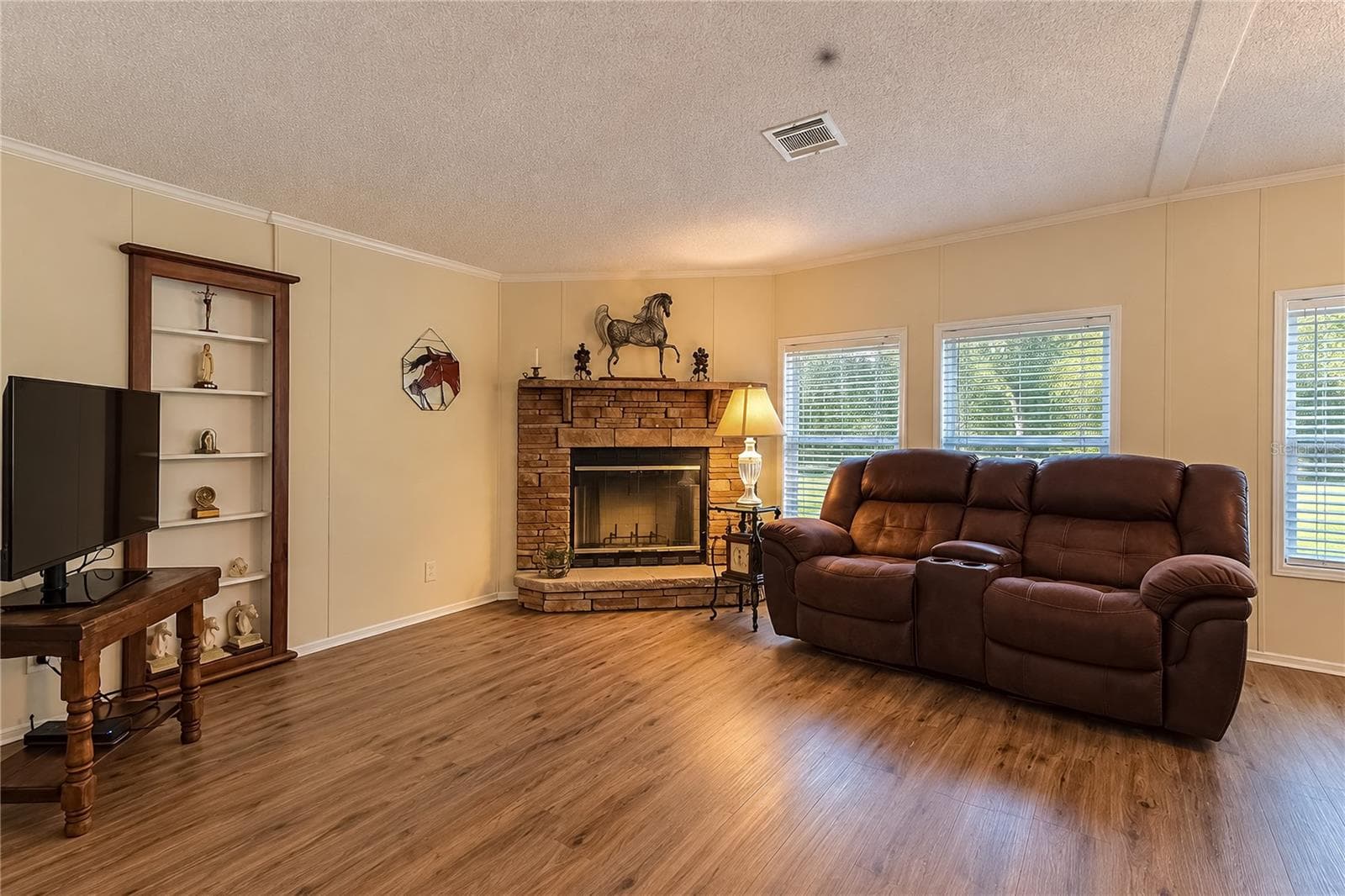 Manufactured Home at 7590 NW 75TH ST, CHIEFLAND, photo 40 of 73