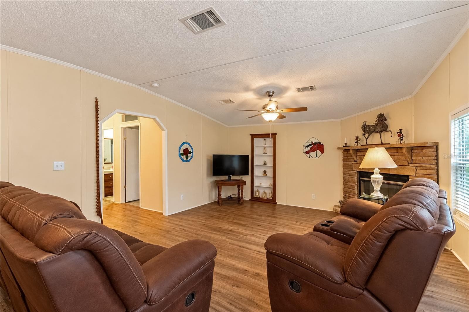 Manufactured Home at 7590 NW 75TH ST, CHIEFLAND, photo 42 of 73