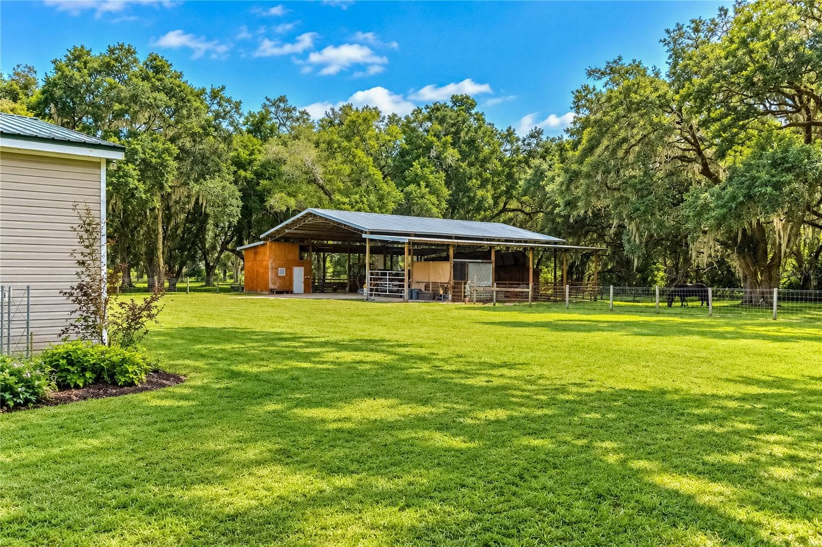 Manufactured Home at 7590 NW 75TH ST, CHIEFLAND, photo 49 of 73