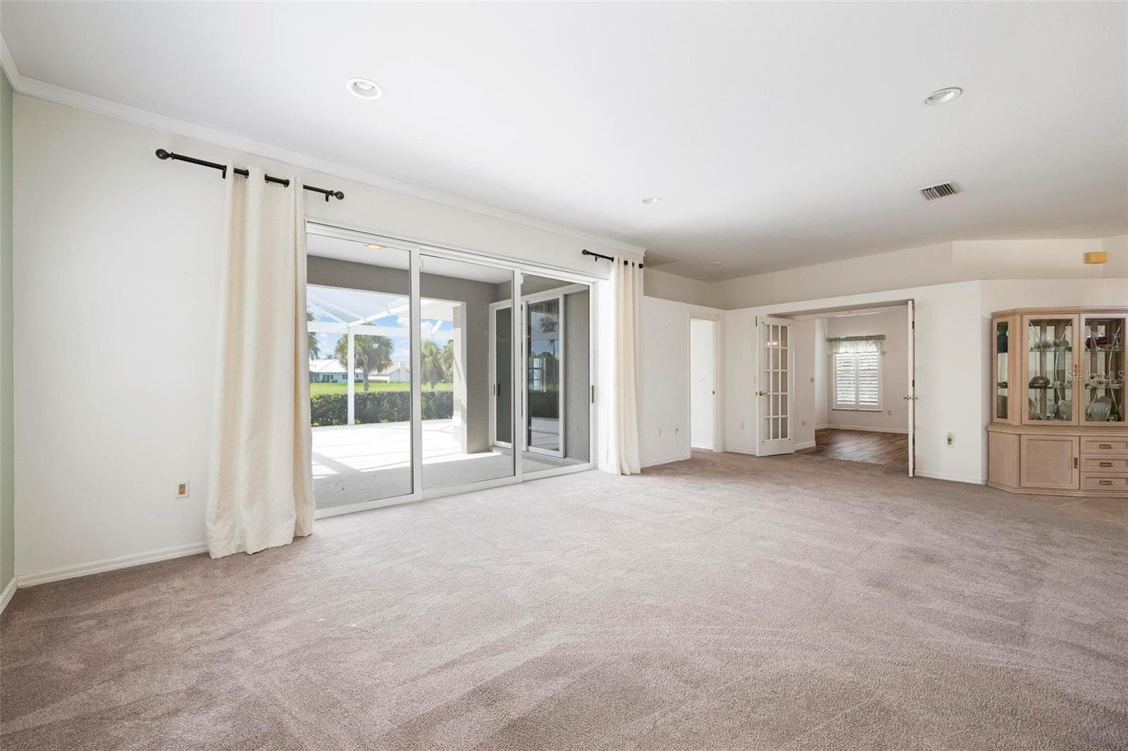 Single Family Residence at 613 KHYBER LN, VENICE, photo 17 of 108